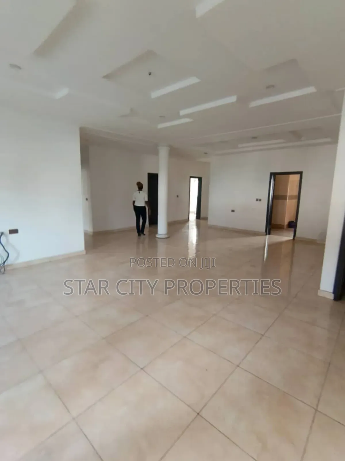 3bdrm Apartment in Gra for rent in Ikeja GRA