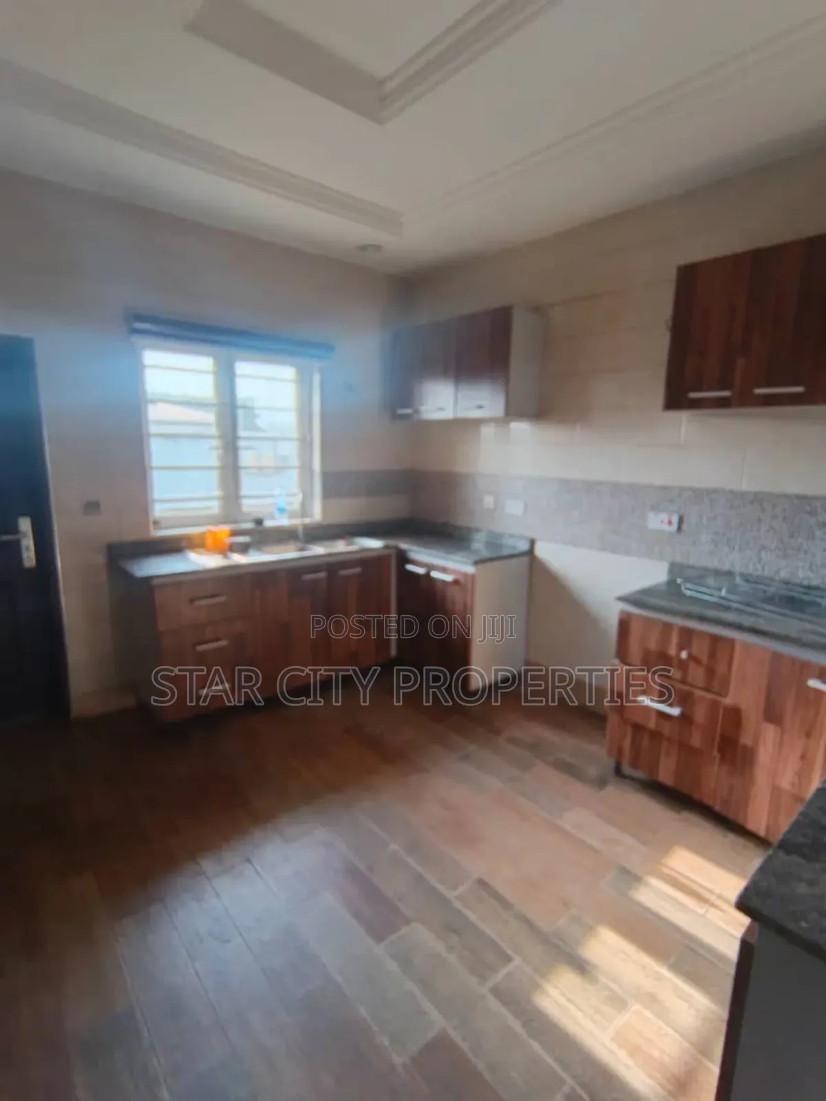 3bdrm Apartment in Gra for rent in Ikeja GRA