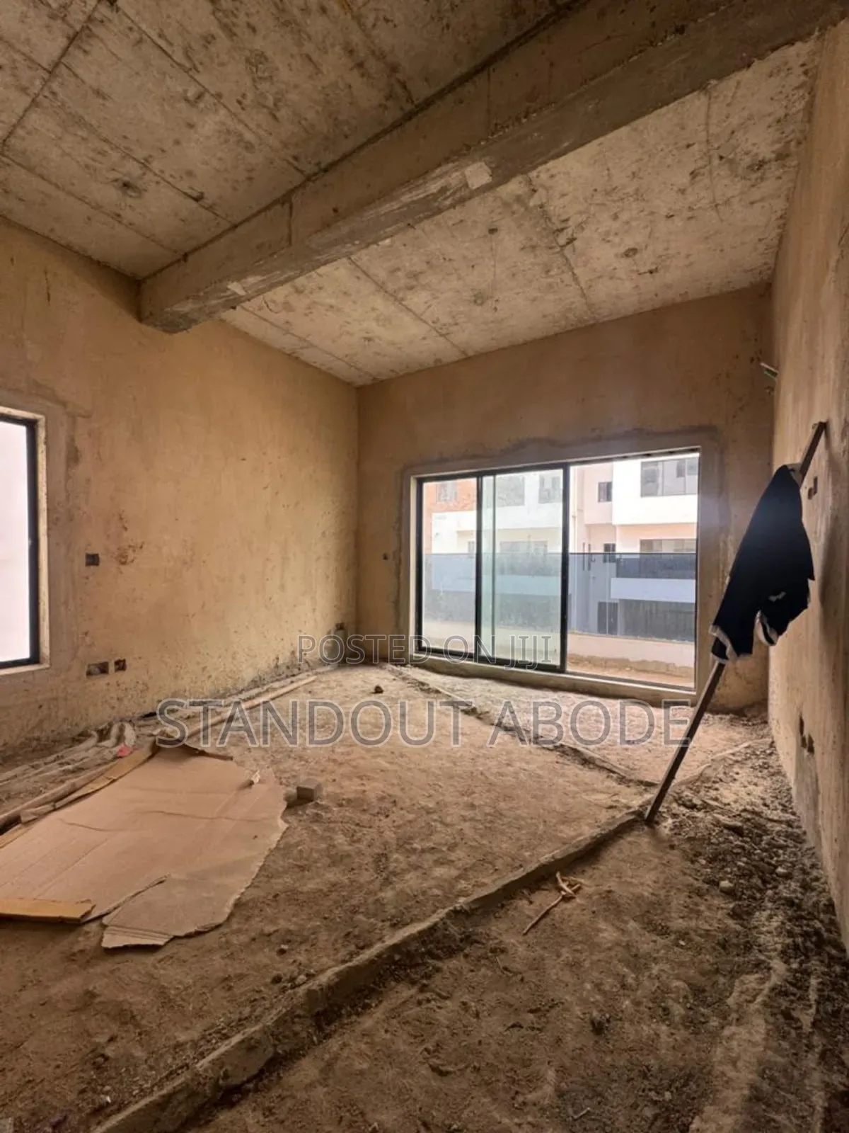 2bdrm Apartment in In An Estate, Ikeja GRA for sale in Ikeja GRA