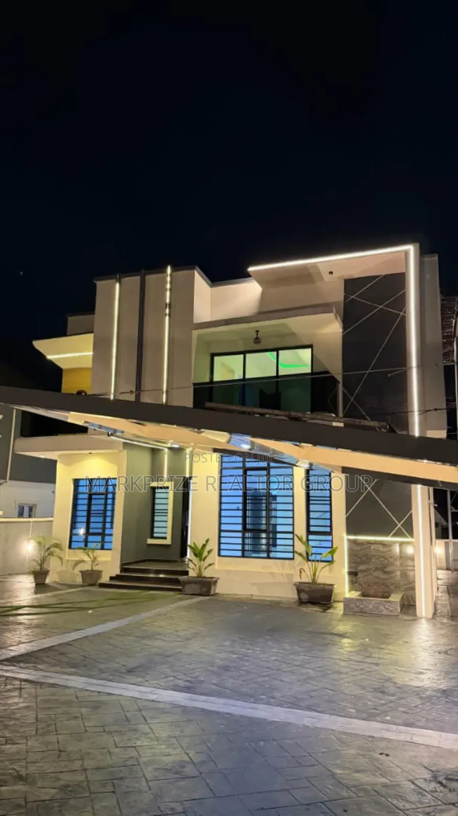 4bdrm Mansion in Akobo for sale in Akobo
