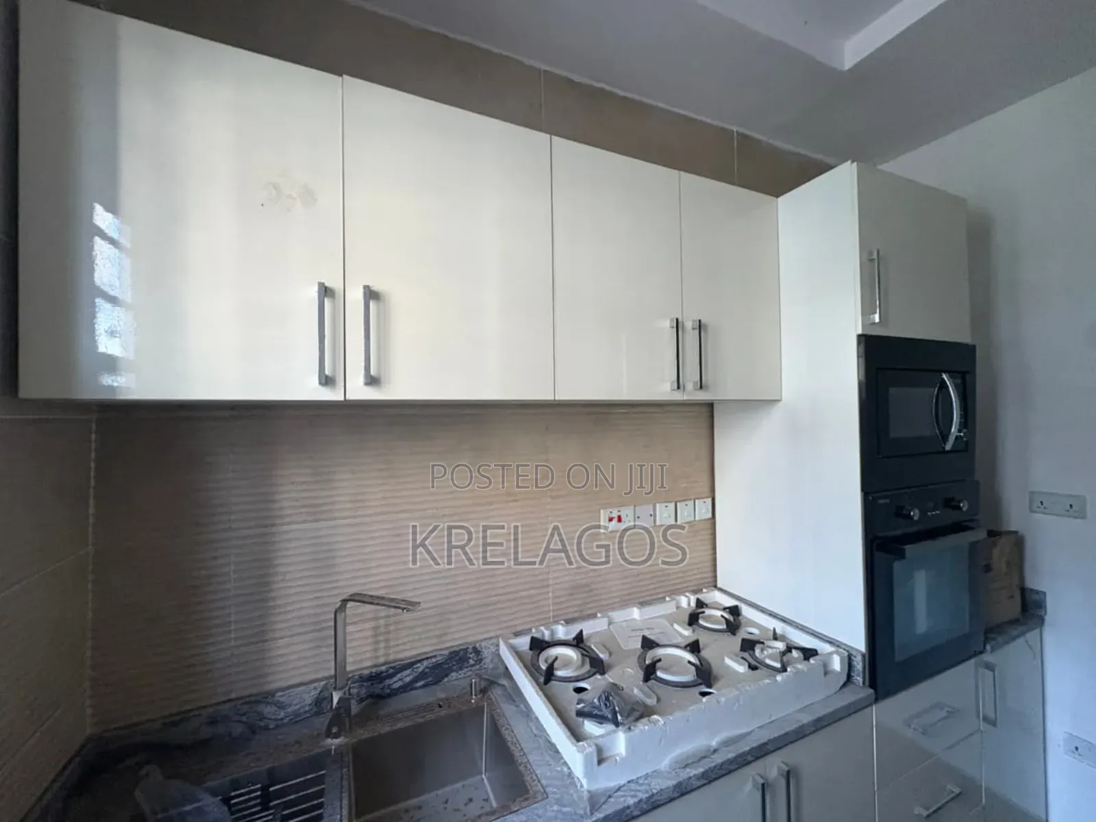 1bdrm Apartment in Ikate-Elegushi for sale in Ikate-Elegushi