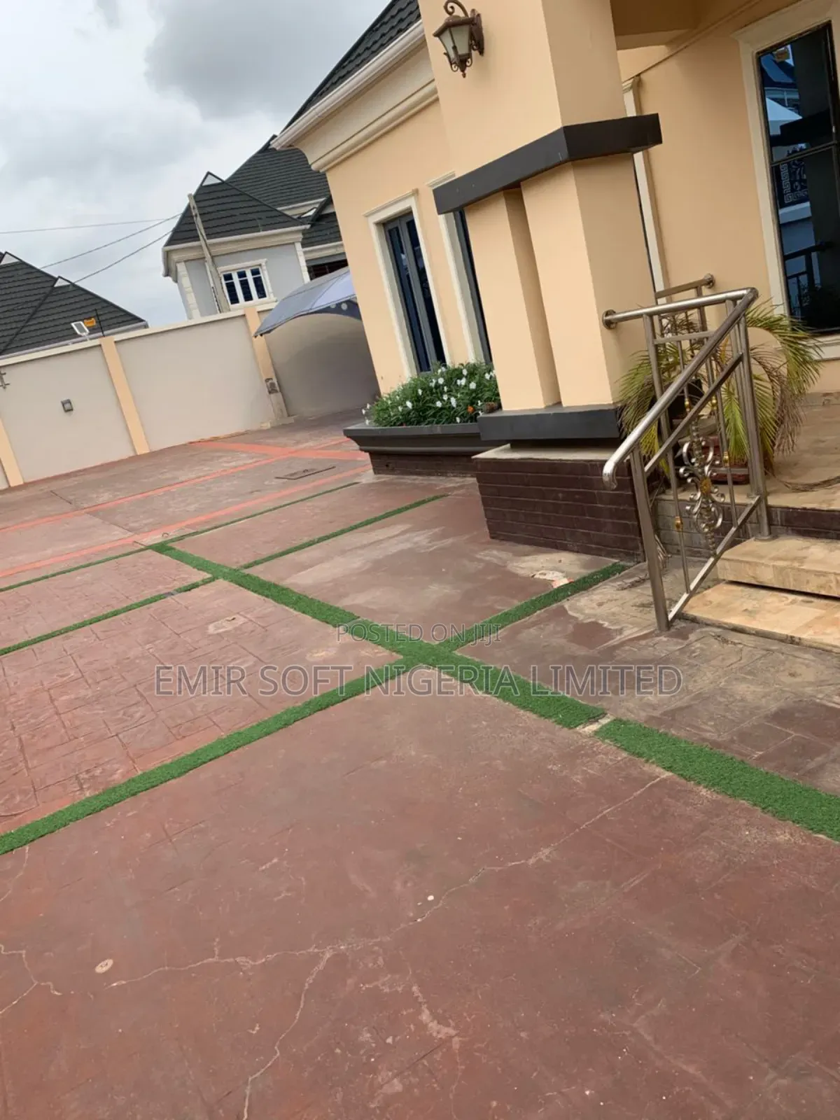Furnished 4bdrm Bungalow in Ore Ofe Estate, Akala Express for sale in Akala Express
