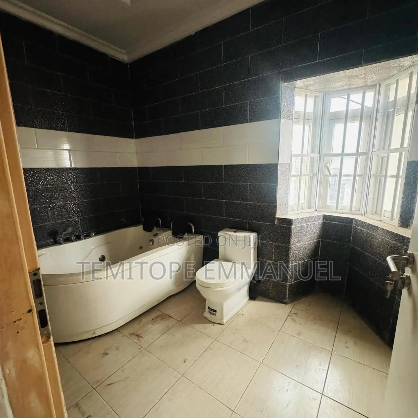 Furnished 5bdrm Duplex in Magodo Gra Phase 1 for sale in GRA Phase 1