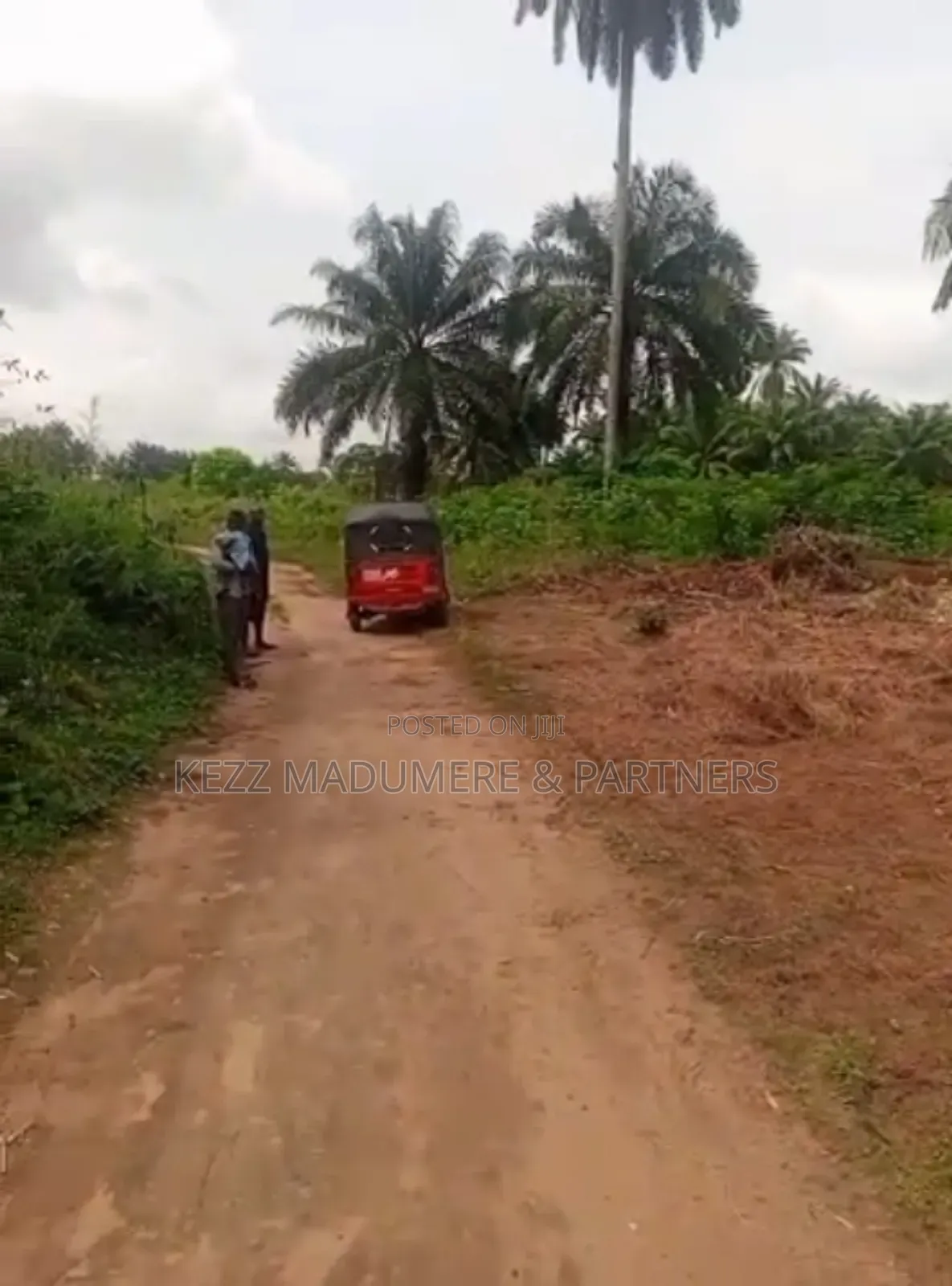 For Sale : 1.6 Hectares Near Uniuyo Teaching Hospital, Uyo in Uyo