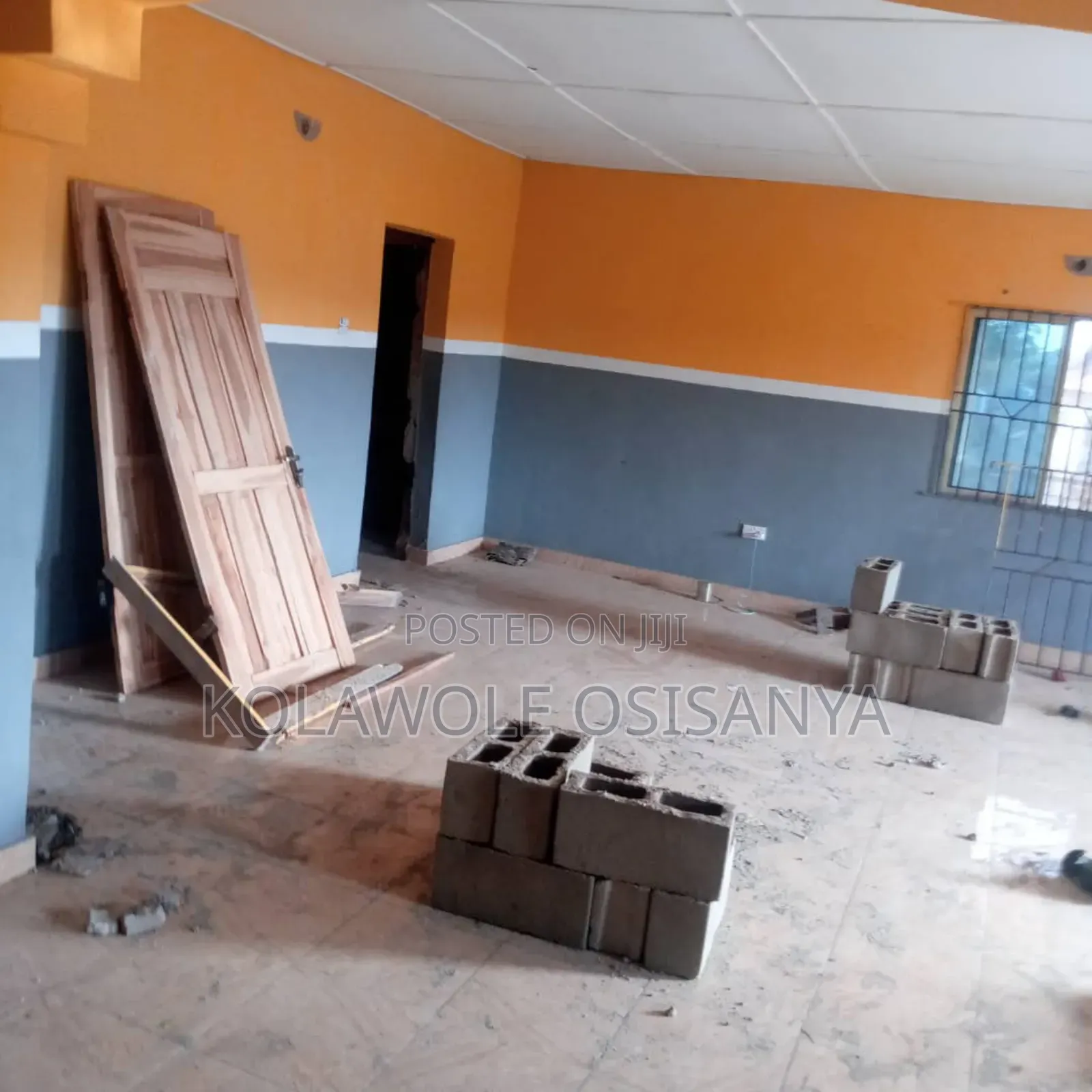 2bdrm Block of Flats in Akesan for sale in Akesan