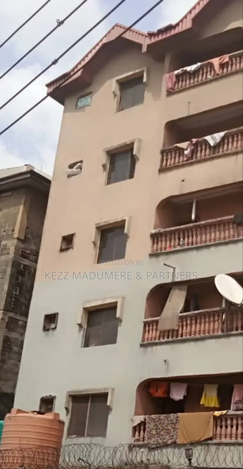 12bdrm Block of Flats in Imo Avenue By Faulks for sale in Aba North