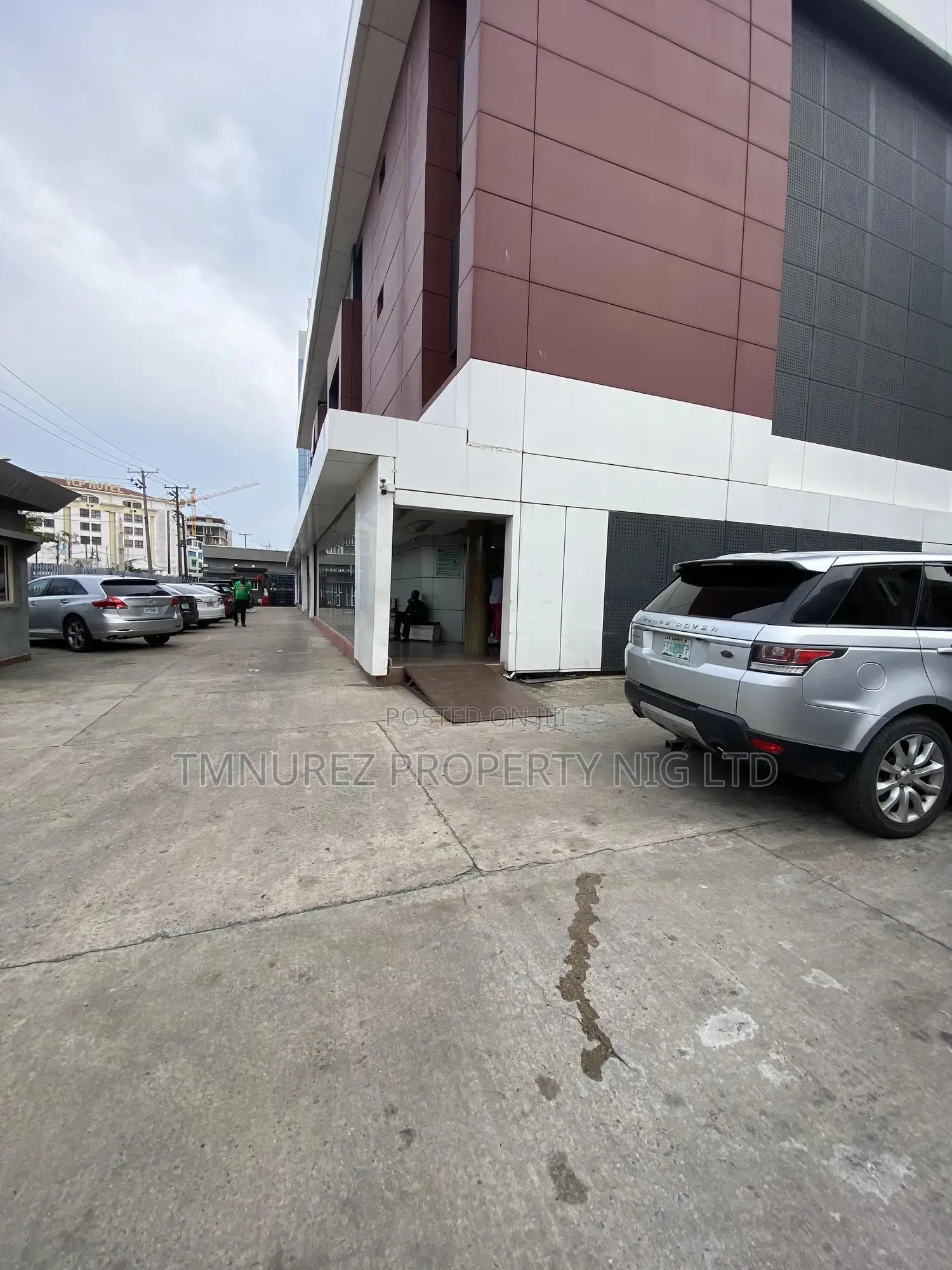 Office Space 470sqm for Rent at Vi in Victoria Island