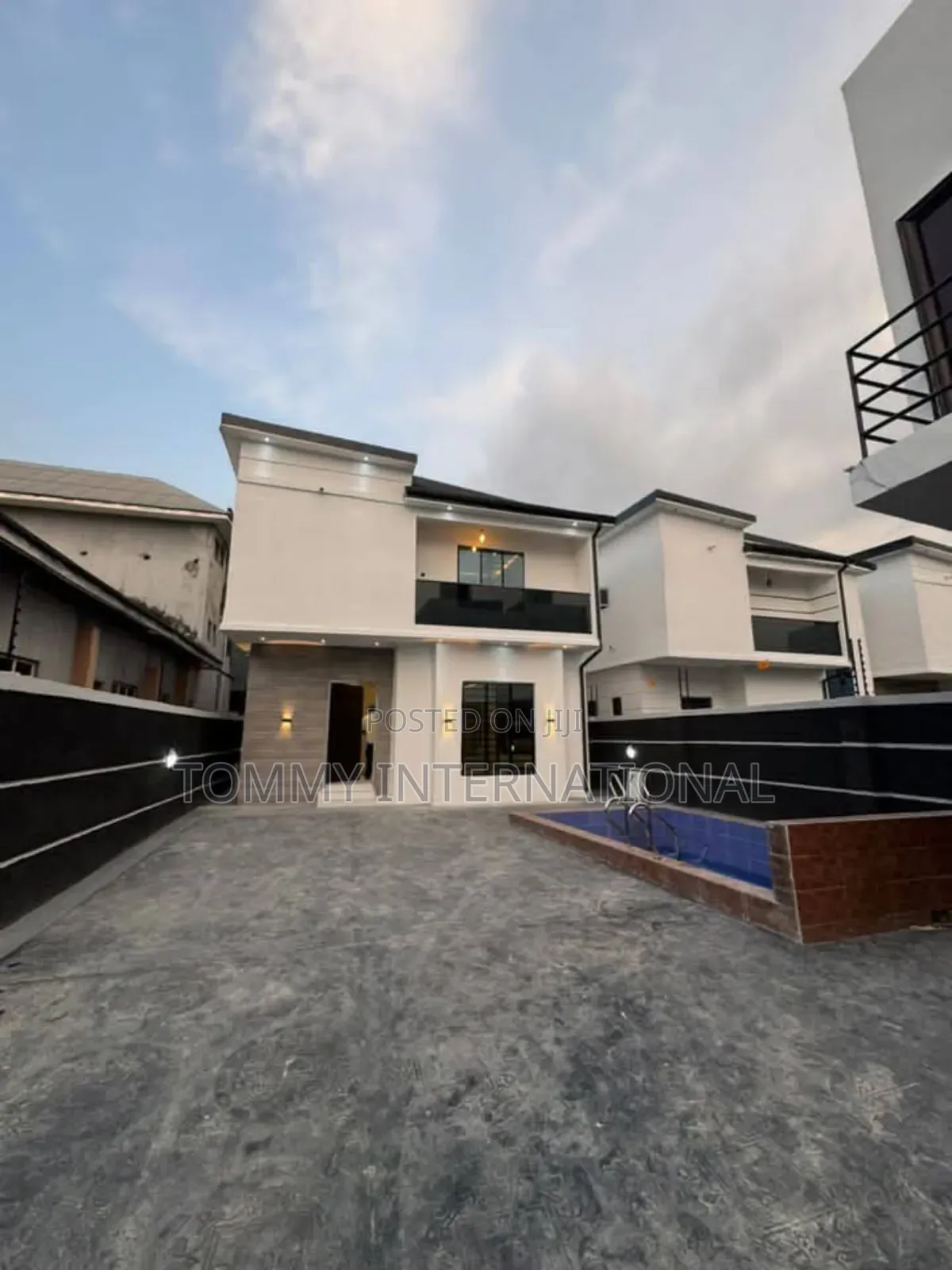 Furnished 4bdrm Duplex in Shell Cooperative, Port-Harcourt for sale in Port-Harcourt