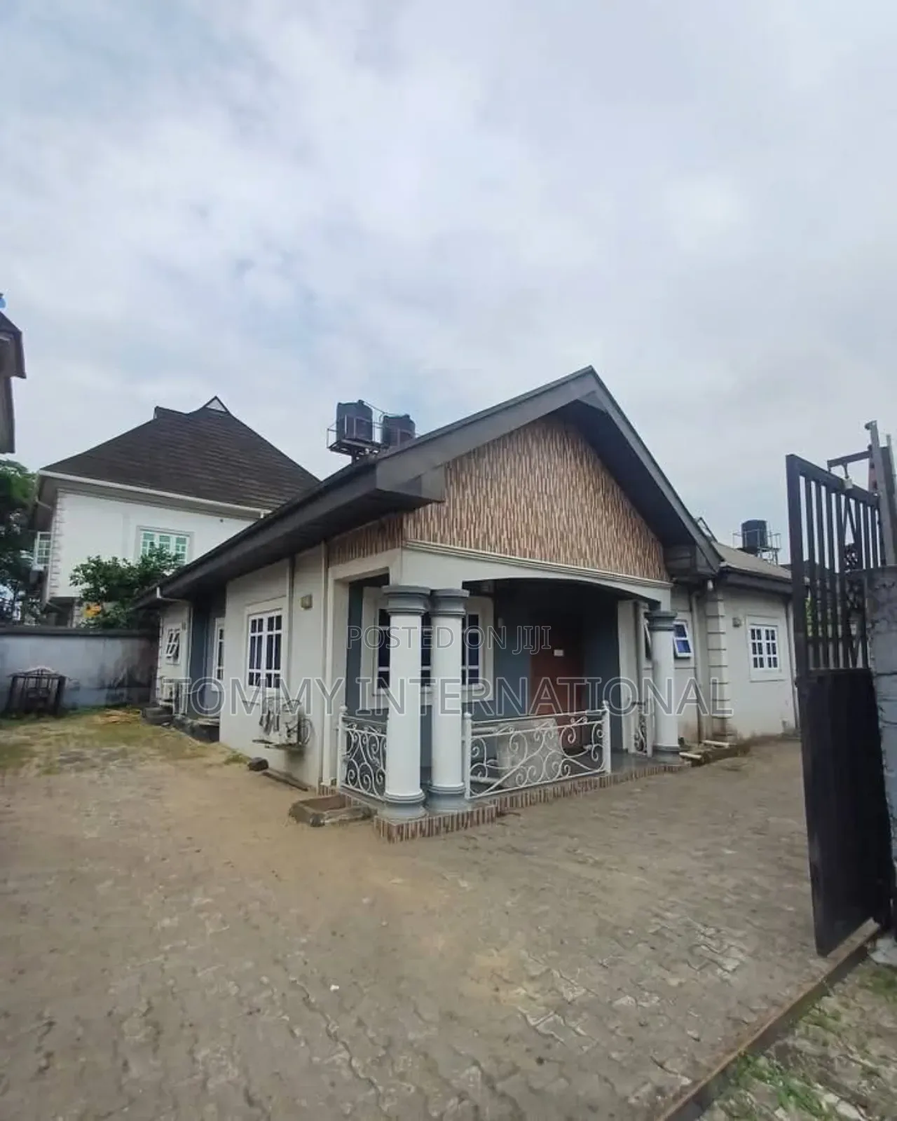 2bdrm Block of Flats in Port-Harcourt for sale in Port-Harcourt