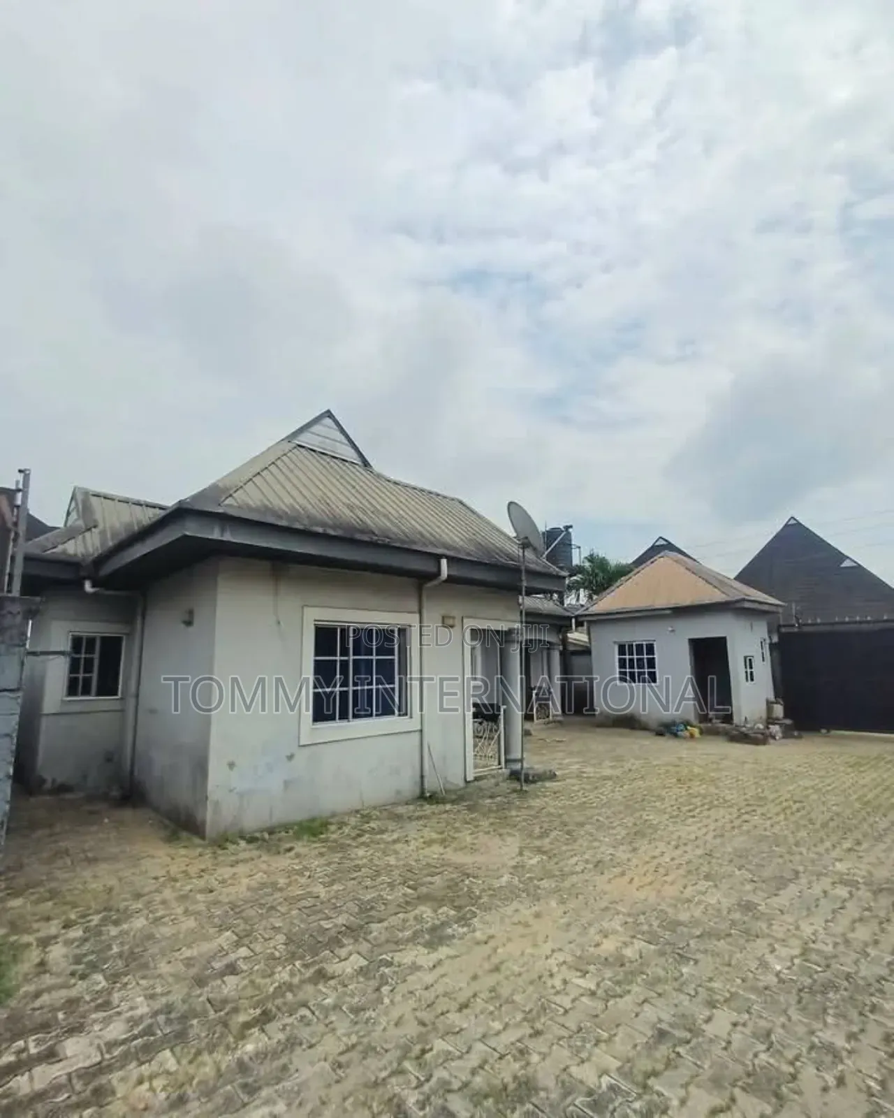 2bdrm Block of Flats in Port-Harcourt for sale in Port-Harcourt