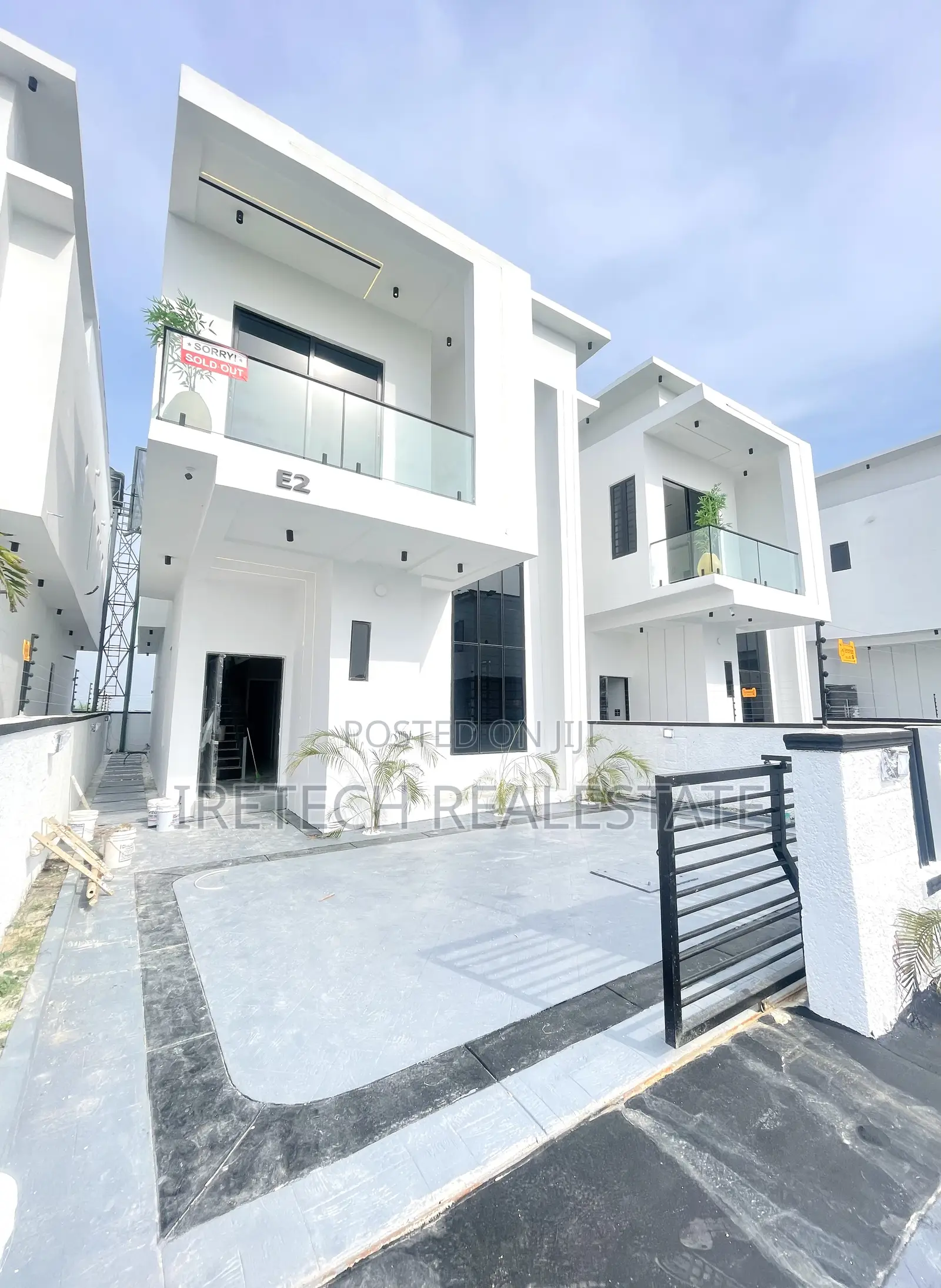 4bdrm Duplex in Ajah In A Gated, Off Lekki-Epe Expressway for sale in Off Lekki-Epe Expressway