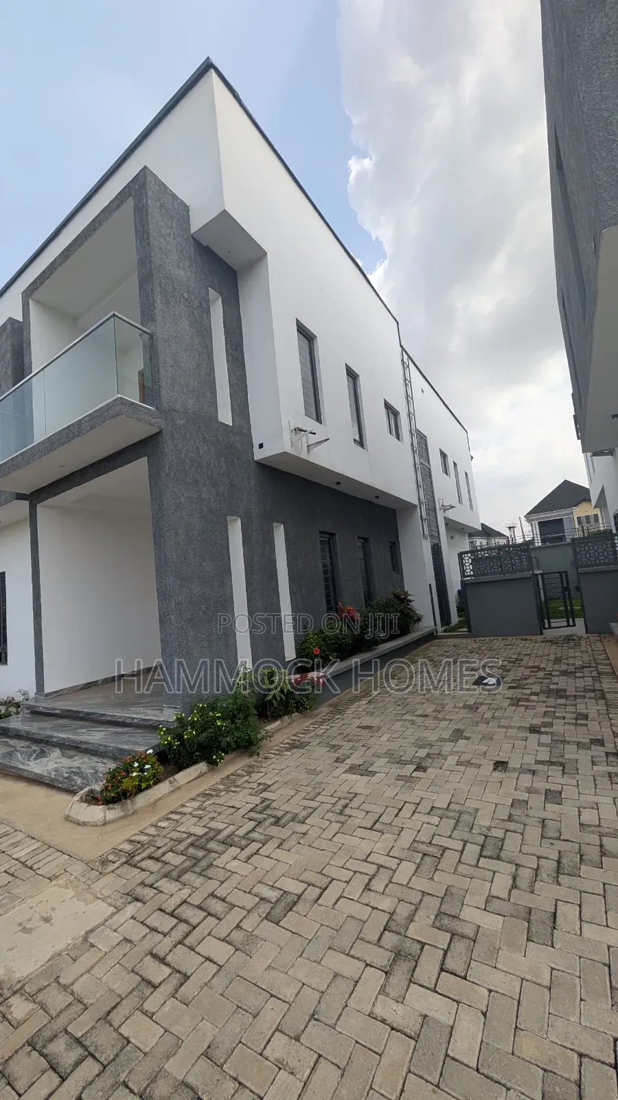 5bdrm Duplex in Kolapo Ishola Gra, Akobo for rent in Akobo