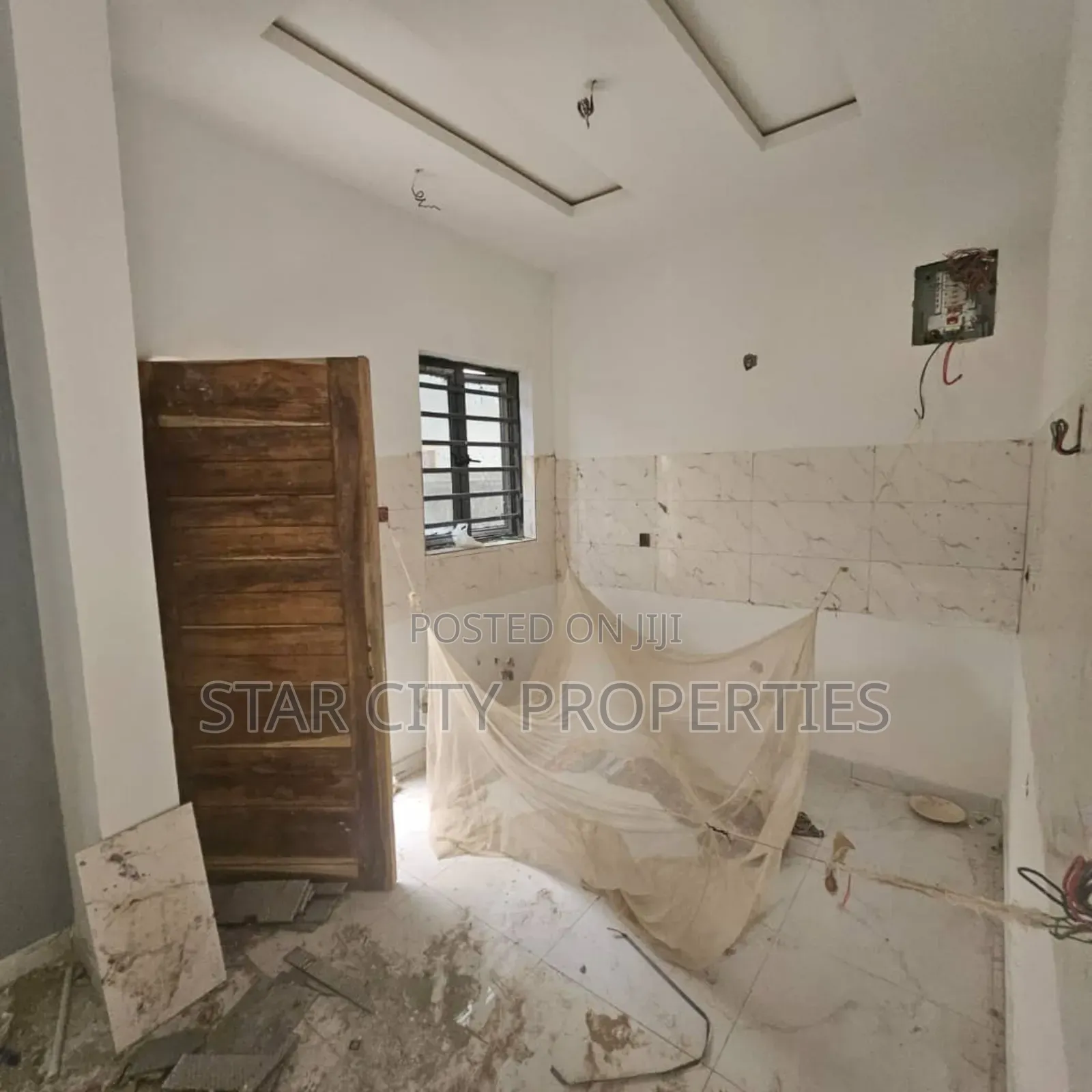 2bdrm Duplex in Omole Ph 2 Extension for sale in Omole Phase 2