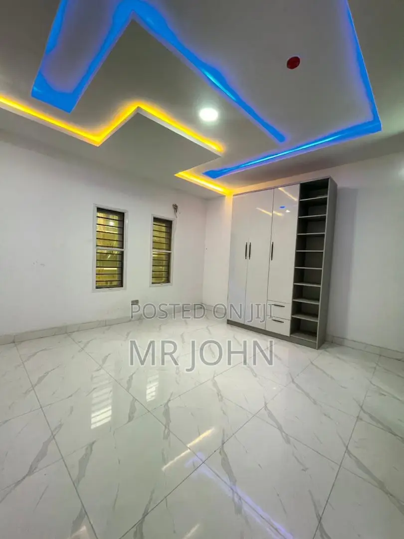 2bdrm Apartment in Lekki 1 for rent in Lekki Phase 1