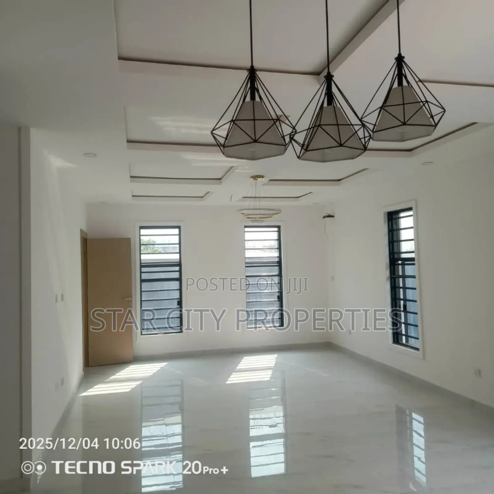 3bdrm Apartment in Omole Estate for rent in Omole Phase 1