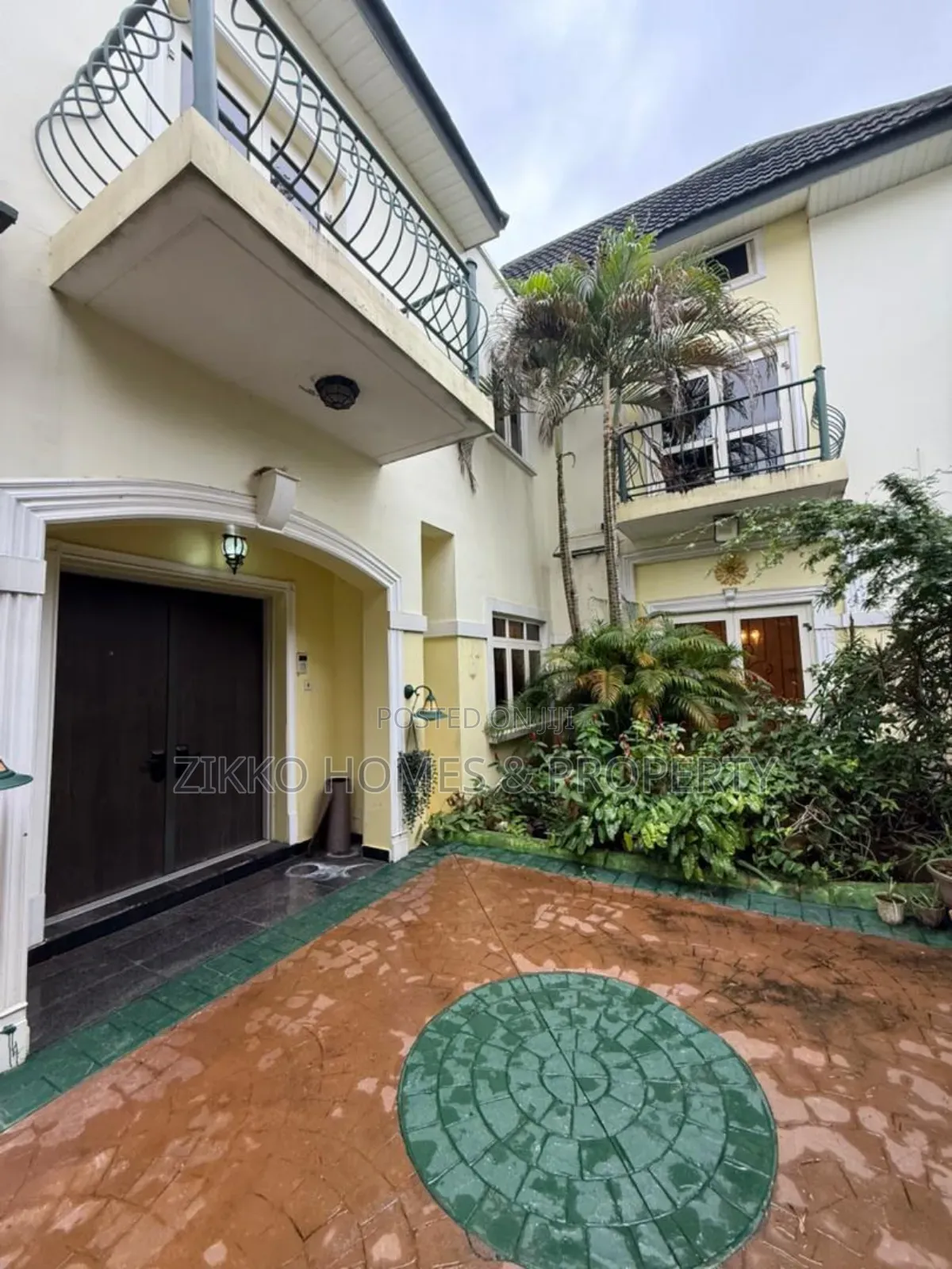 4bdrm Duplex in Victoria Gardan City, Lekki for sale in Lekki