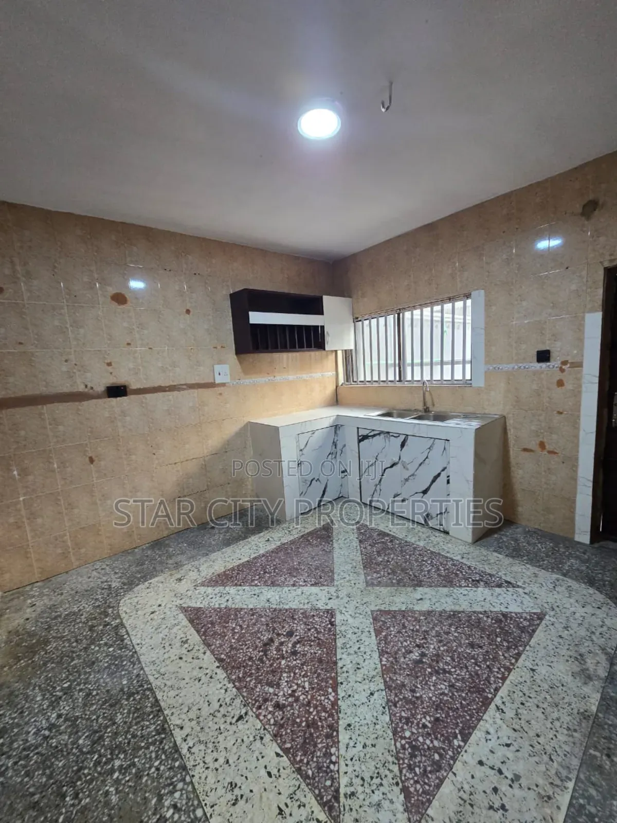 4bdrm Duplex in Magodo Ph 2, GRA Phase 2 Shangisha for rent in GRA Phase 2 Shangisha
