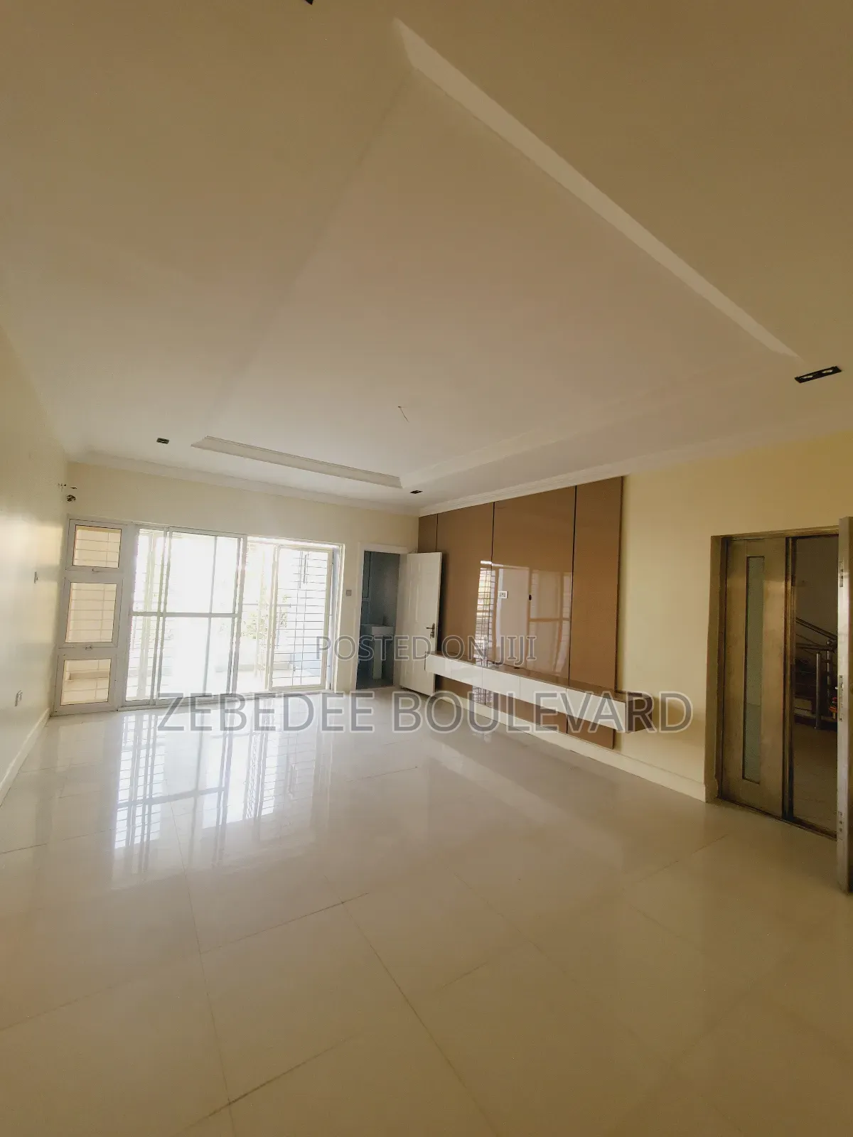 2bdrm Block of Flats in Durumi for rent in Durumi
