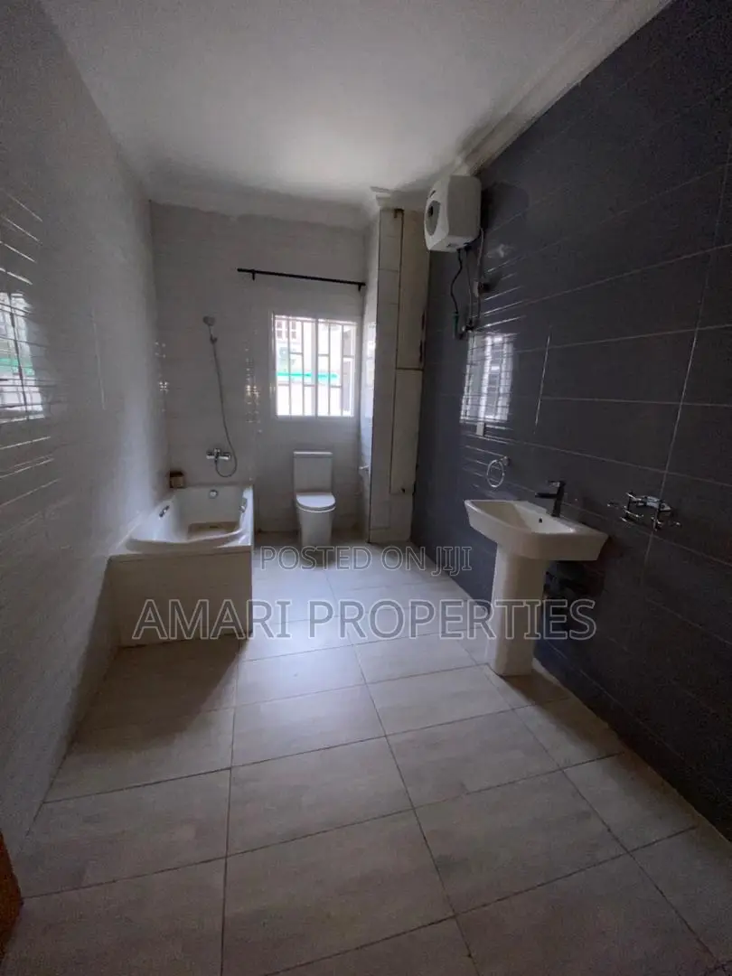 Furnished 3bdrm Block of Flats in Oniru, Victoria Island Extension in Victoria Island Extension