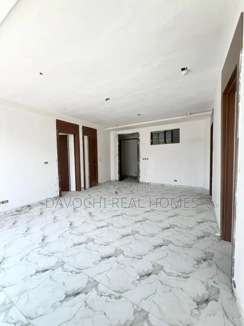 2bdrm Apartment in 2Nd Toll Gate, Chevron for sale in Chevron