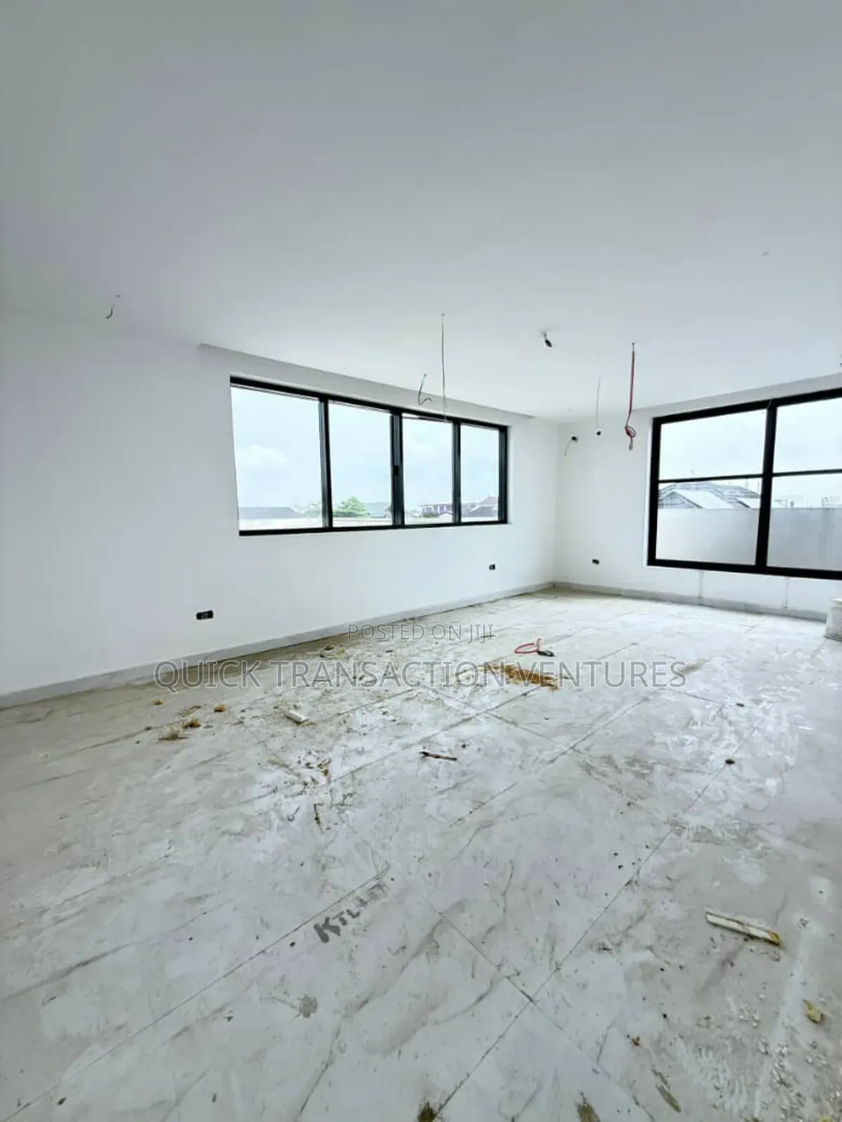 4bdrm Duplex in Garwood Estate, Chevron for sale in Chevron