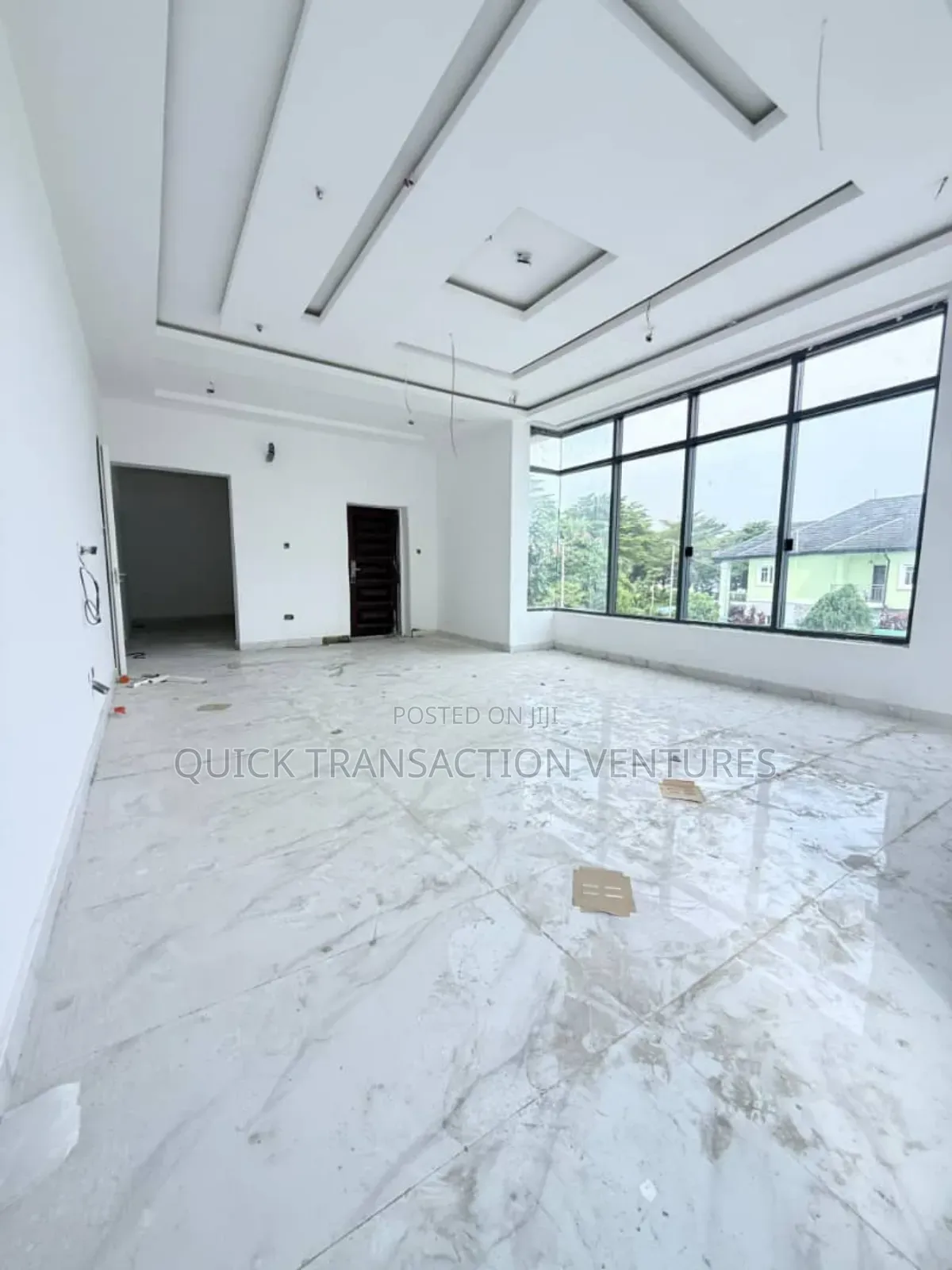 4bdrm Duplex in Garwood Estate, Chevron for sale in Chevron