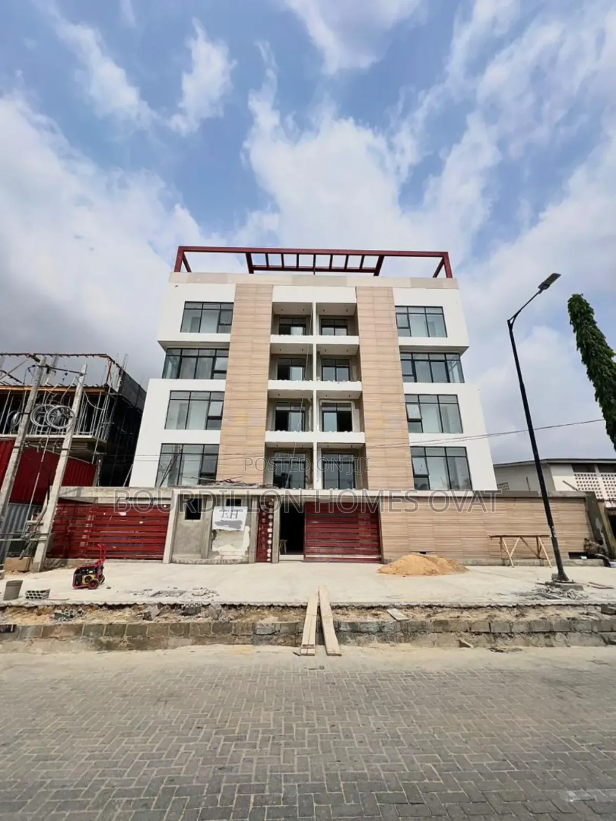 3bdrm Apartment in Lekki Phase 1 for sale in Lekki Phase 1