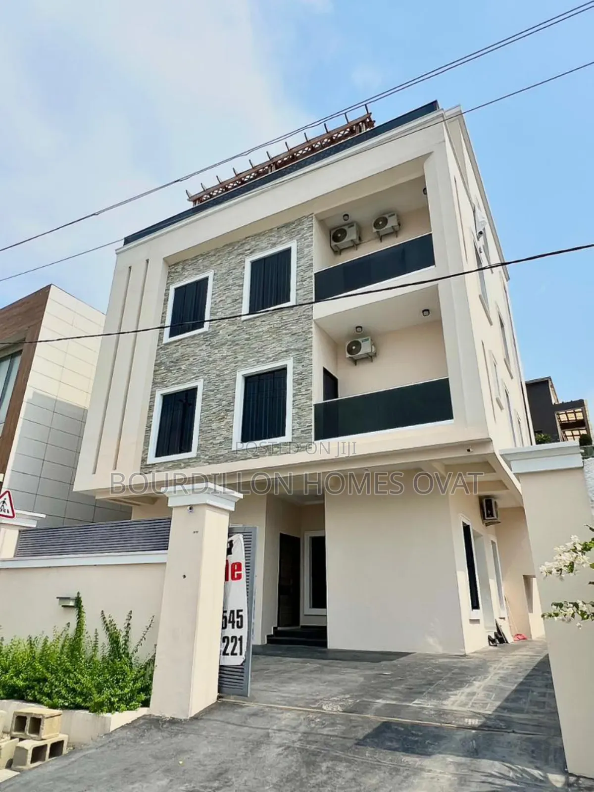 6bdrm Apartment in Lekki Phase 1 for sale in Lekki Phase 1