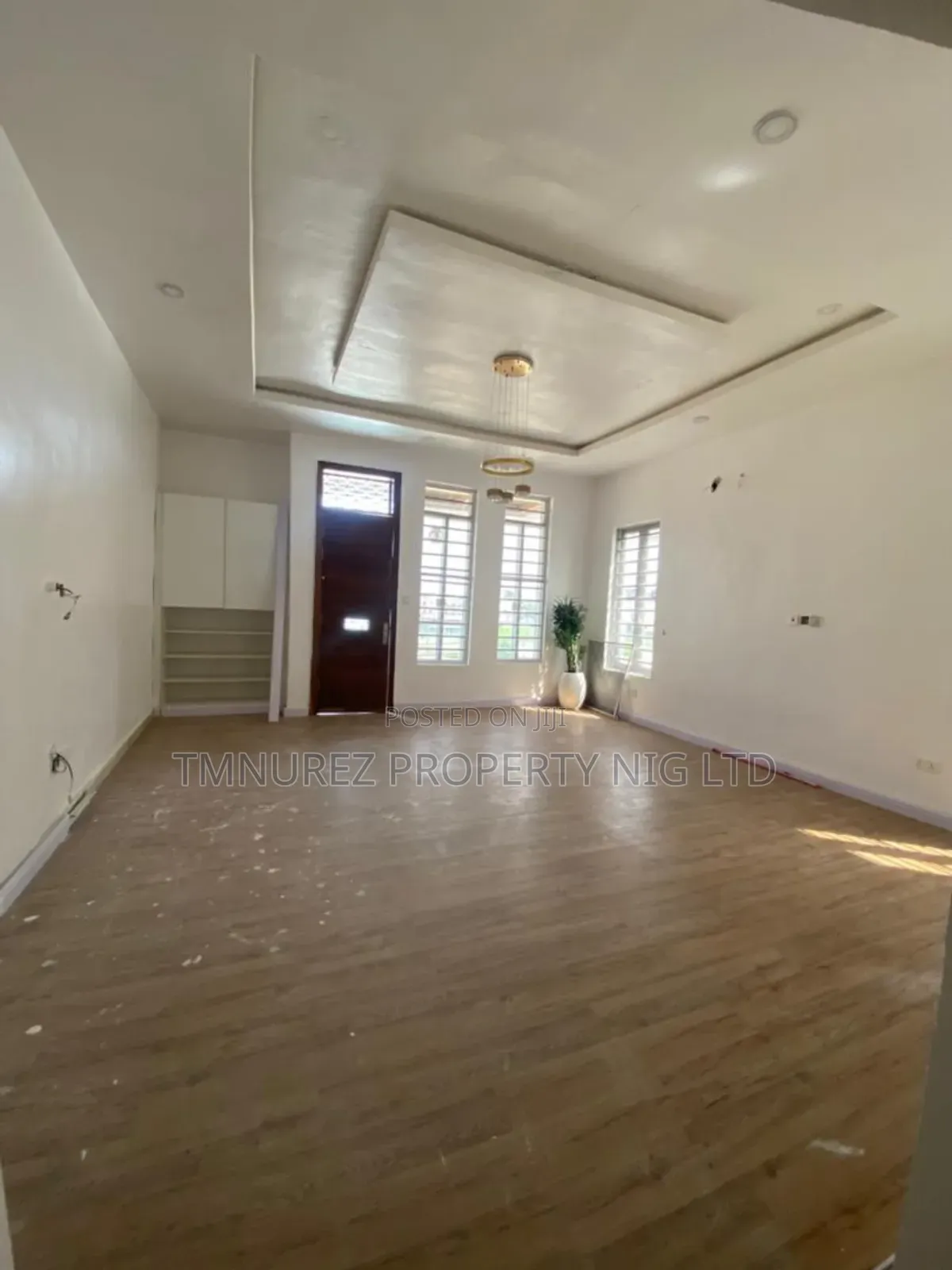 1bdrm Apartment in Orchild Road, Chevron for rent in Chevron