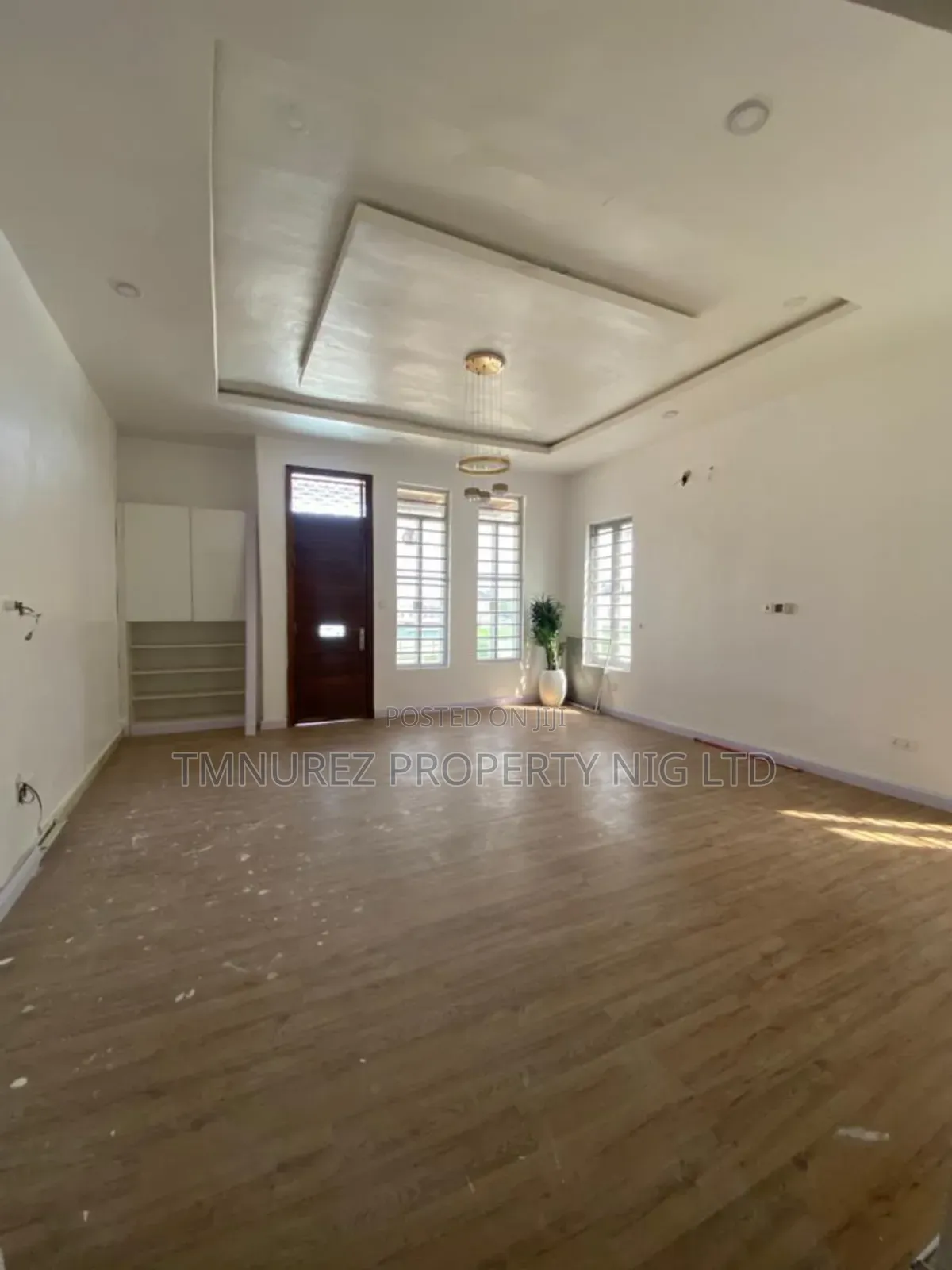 1bdrm Apartment in Orchild Road, Chevron for rent in Chevron