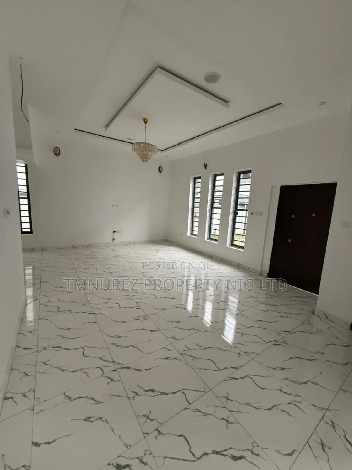 Studio Apartment in Orchild Road, Chevron for rent in Chevron