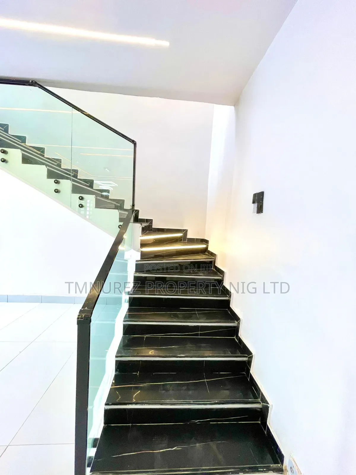 4bdrm Duplex in Lekki Palm, Ajah for sale in Ajah