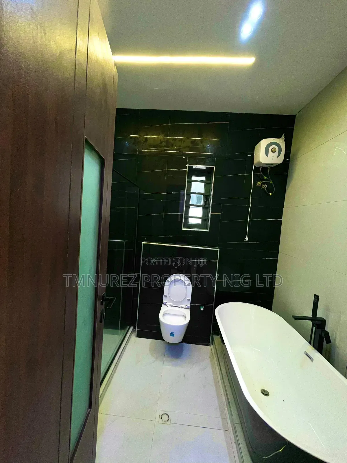 4bdrm Duplex in Lekki Palm, Ajah for sale in Ajah