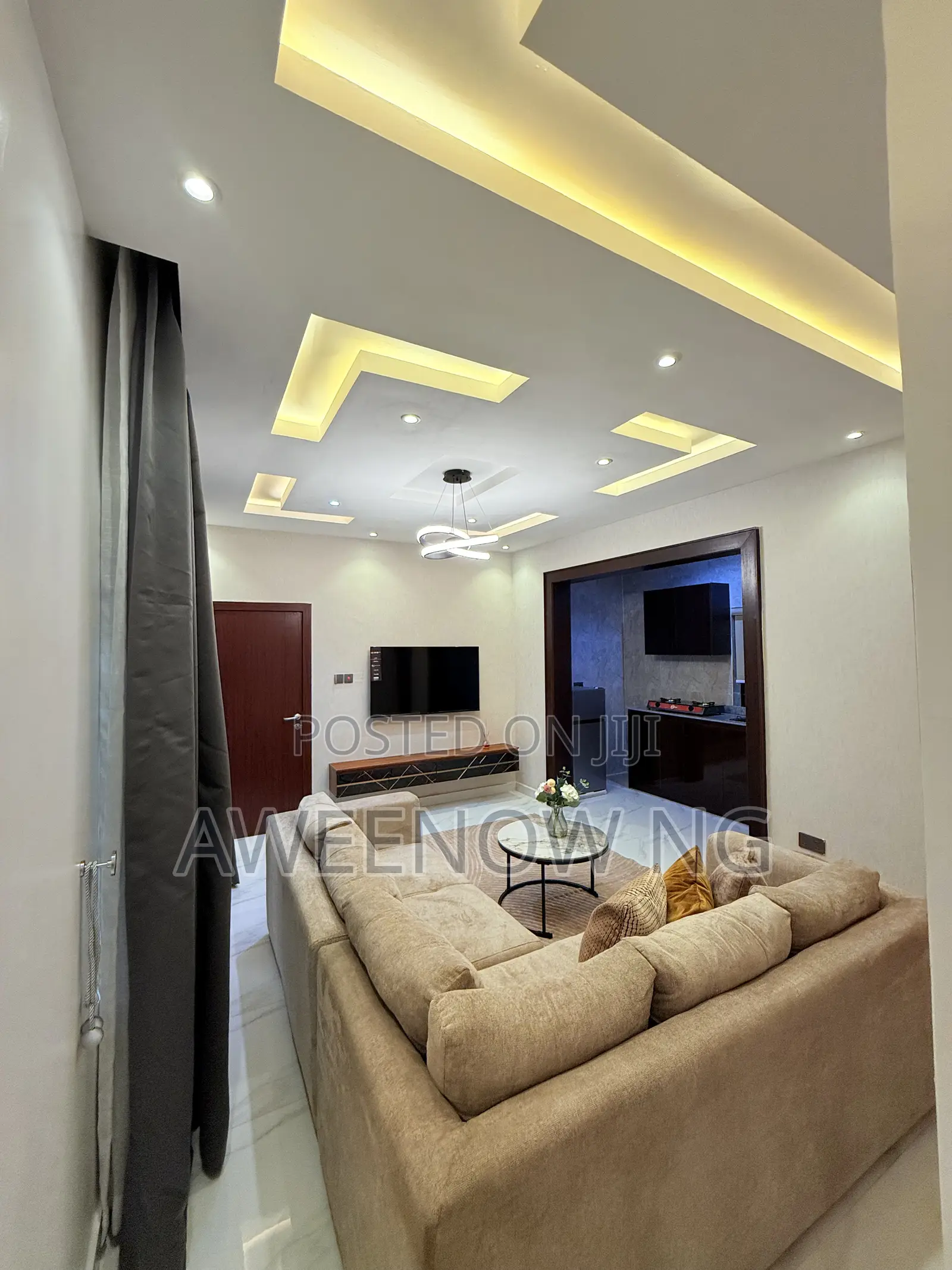 Mini Flat Lux in Omole Phase 2