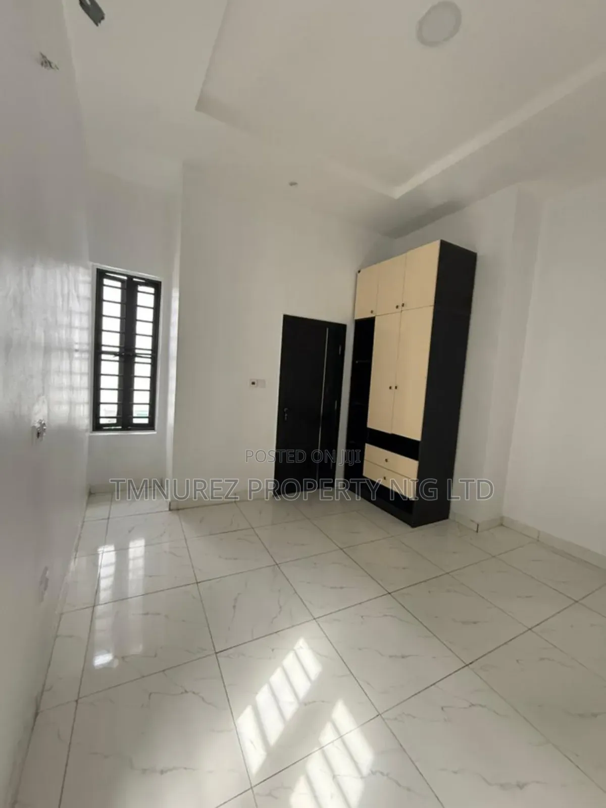 Studio Apartment in Orchild Road, Chevron for rent in Chevron