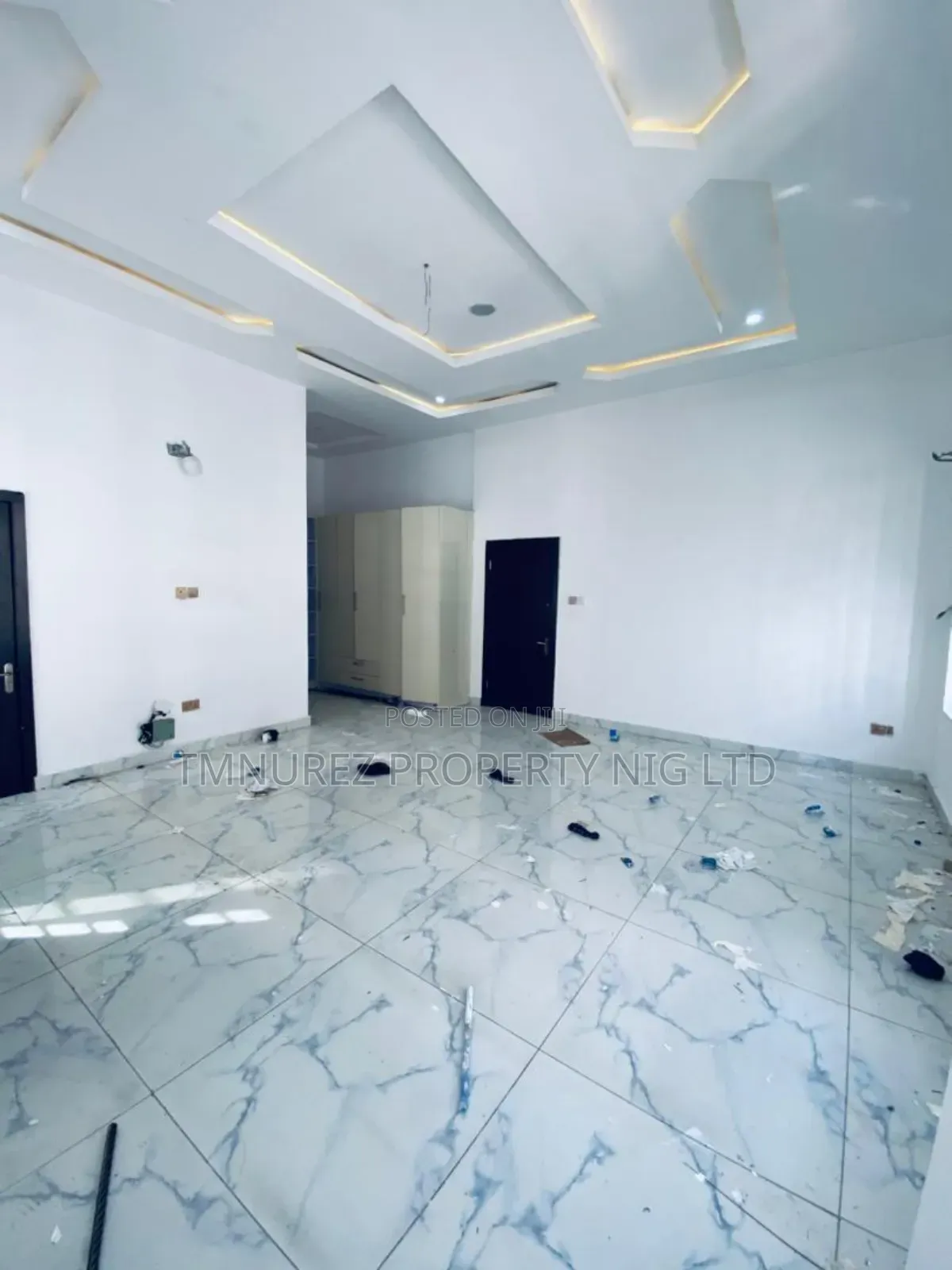Studio Apartment in Orchild Road, Chevron for rent in Chevron