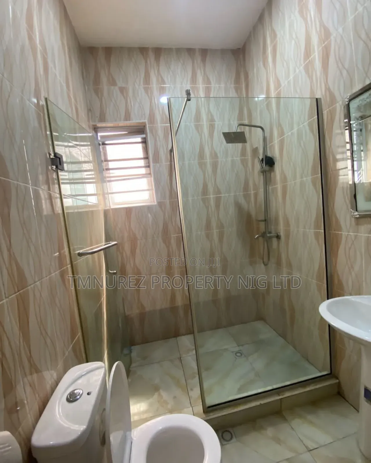 Studio Apartment in Ora Extension Lekki, Chevron for rent in Chevron