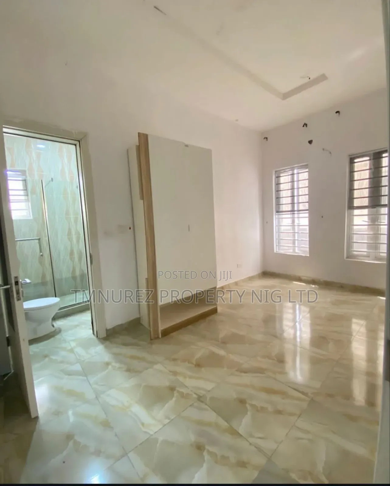 Studio Apartment in Orchild Road, Chevron for rent in Chevron