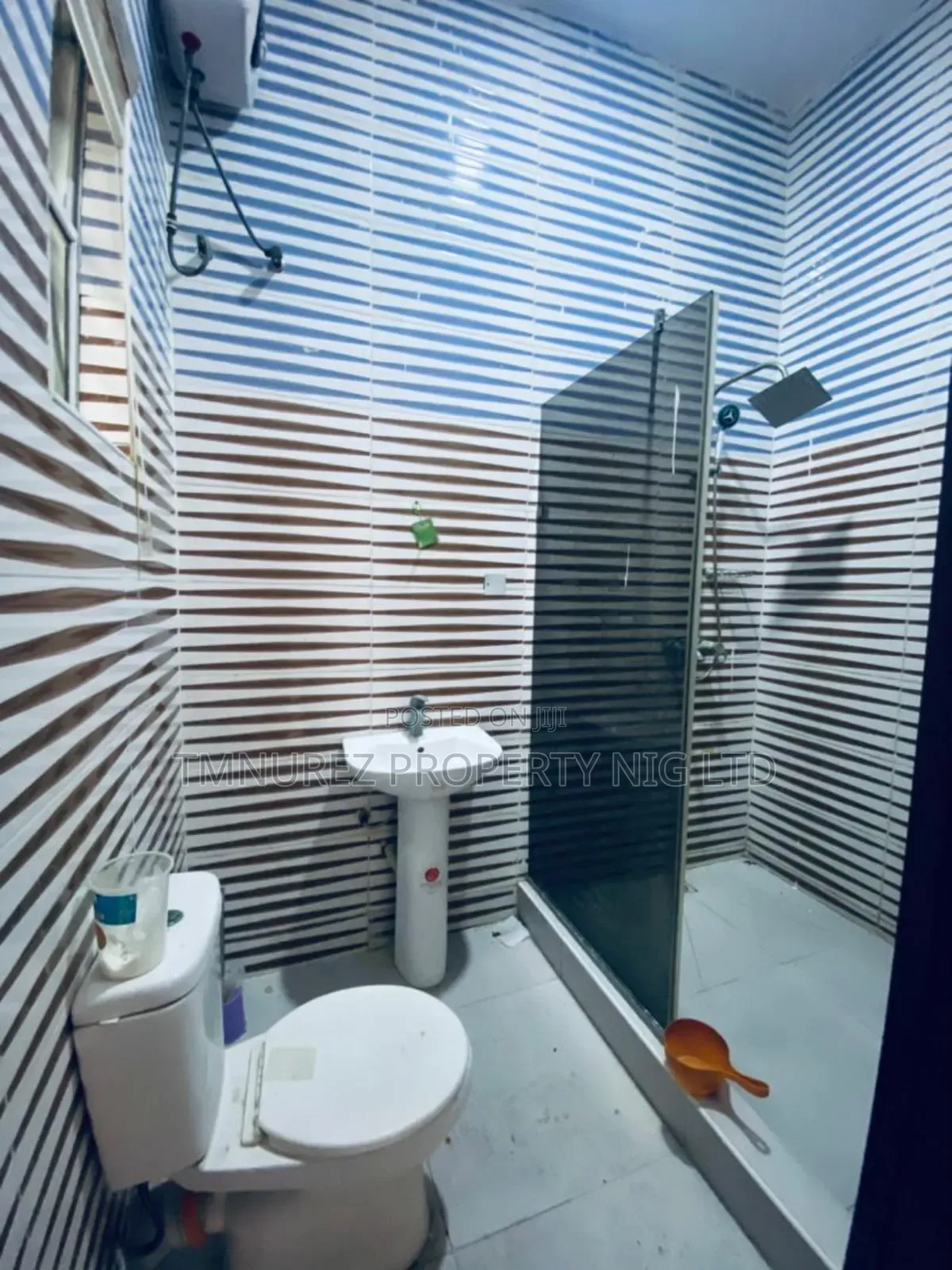 Studio Apartment in Orchild Road, Chevron for rent in Chevron