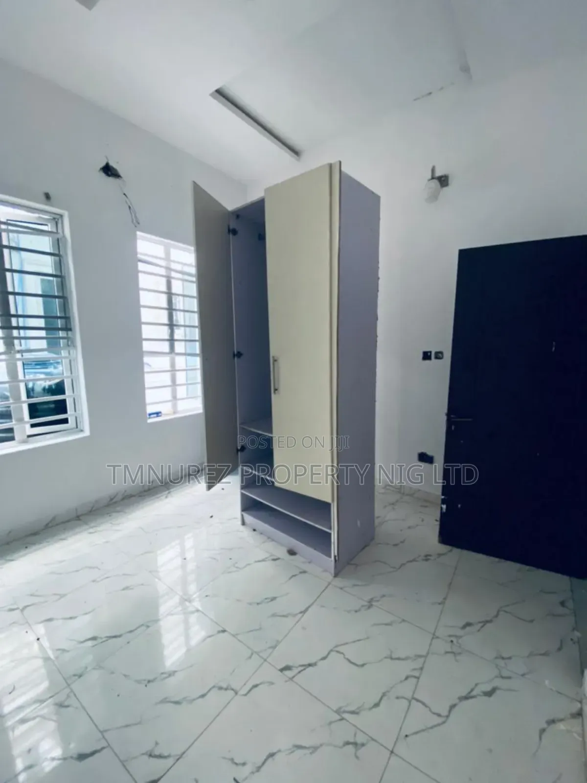 Studio Apartment in Orchild Road, Chevron for rent in Chevron