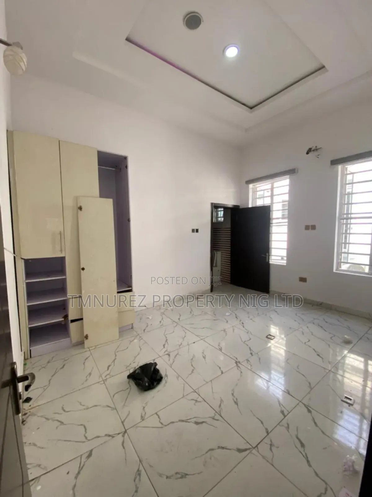 Studio Apartment in Orchild Road, Chevron for rent in Chevron