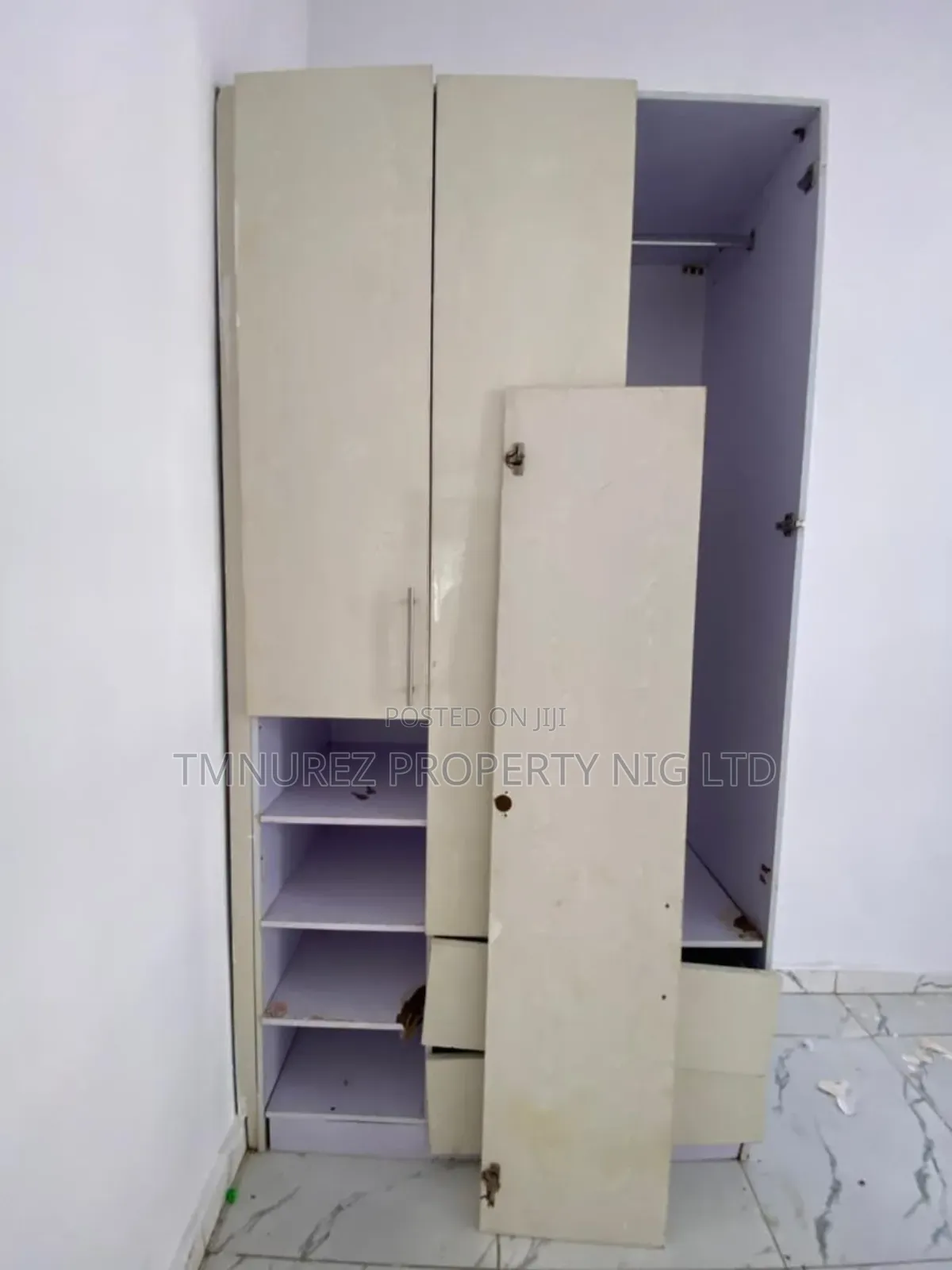 Studio Apartment in Orchild Road, Chevron for rent in Chevron