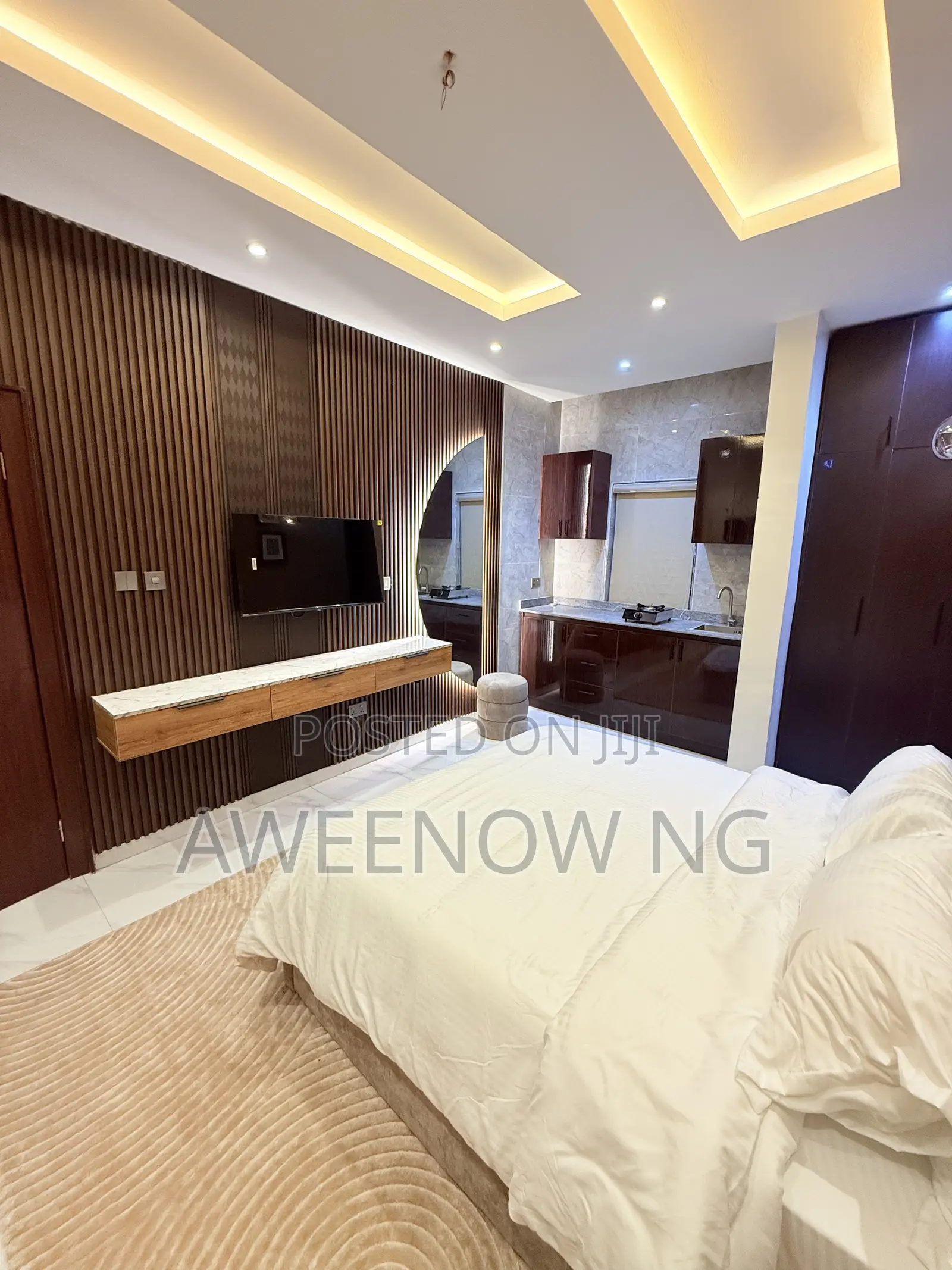 Single Rm Owol in Omole Phase 2