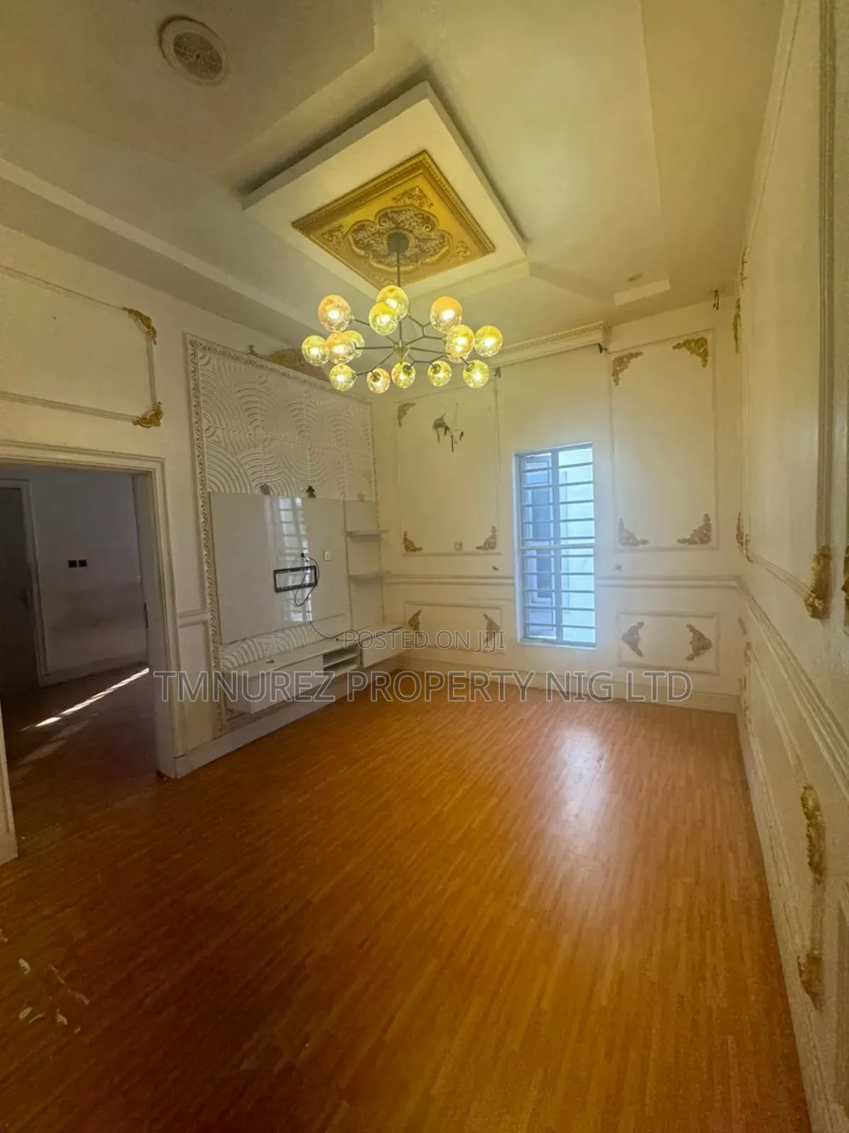 Mini Flat in Orchild Road, Chevron for rent in Chevron