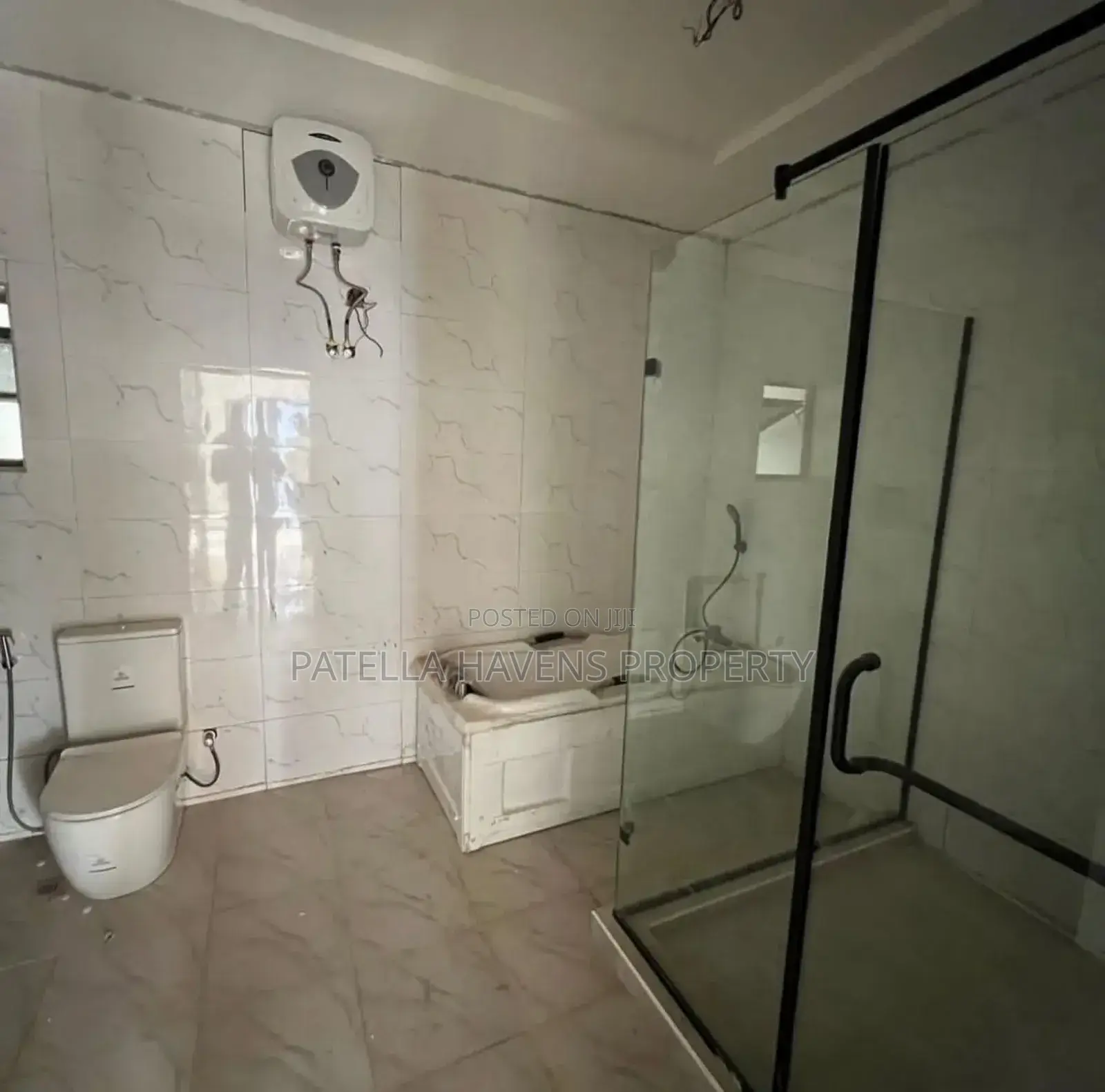 4bdrm Duplex in Kado for sale in Kado
