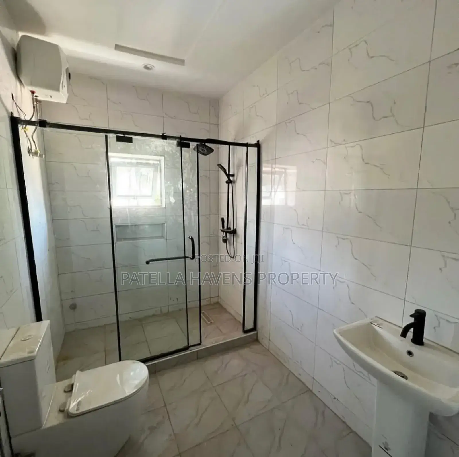 4bdrm Duplex in Kado for sale in Kado