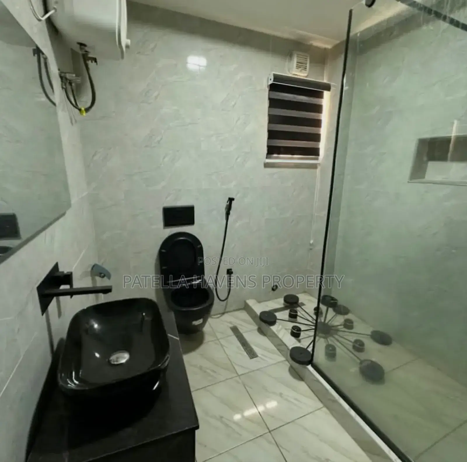 Furnished 4bdrm Duplex in Life Camp for sale in Life Camp