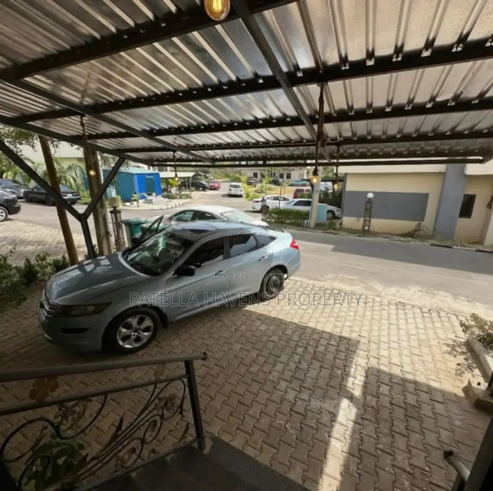 Furnished 4bdrm Duplex in Life Camp for sale in Life Camp