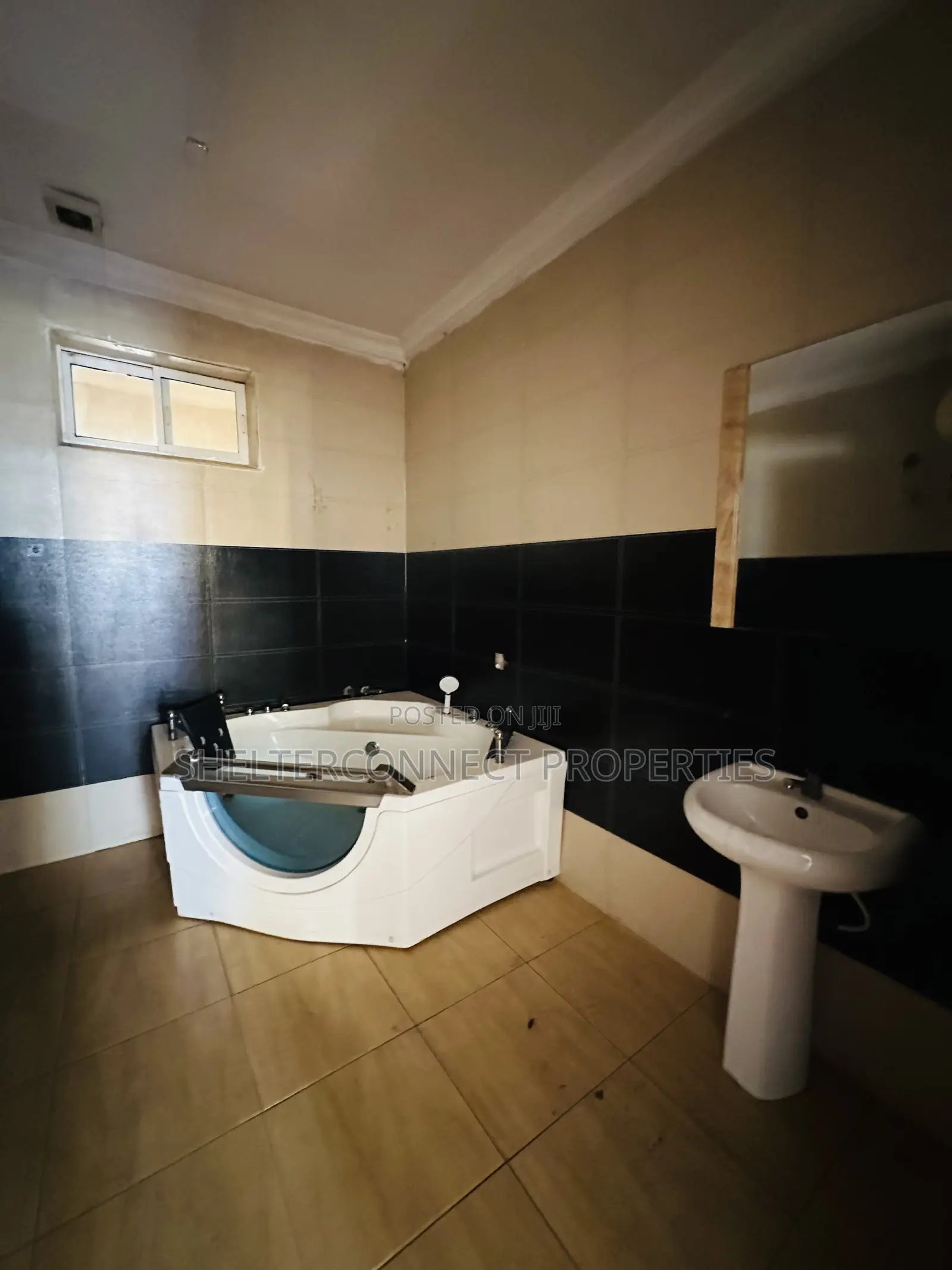 4bdrm Townhouse / Terrace in Ikate for rent in Ikate