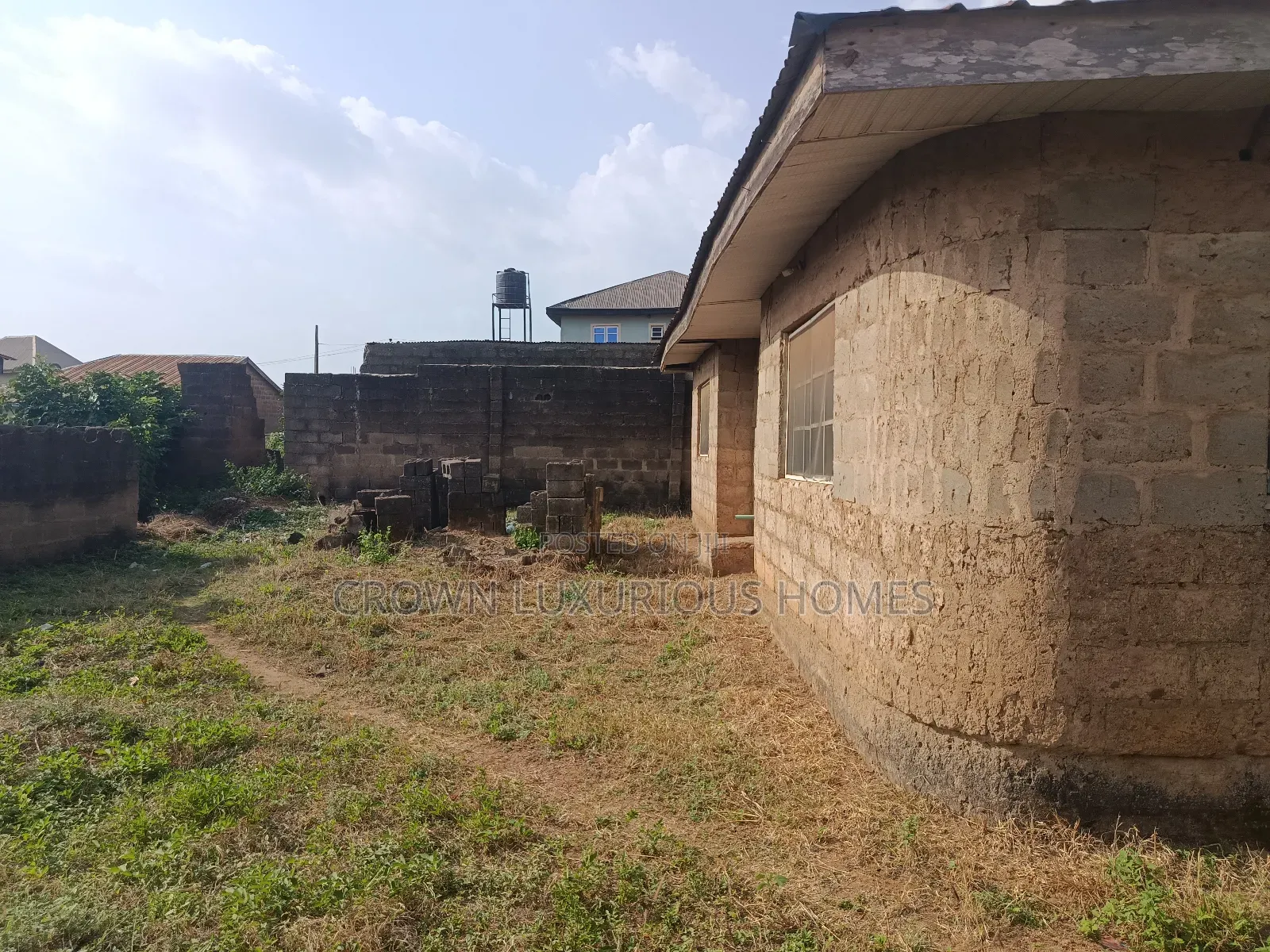 3bdrm Bungalow in Alawode Estate,, Ibadan for sale in Ibadan